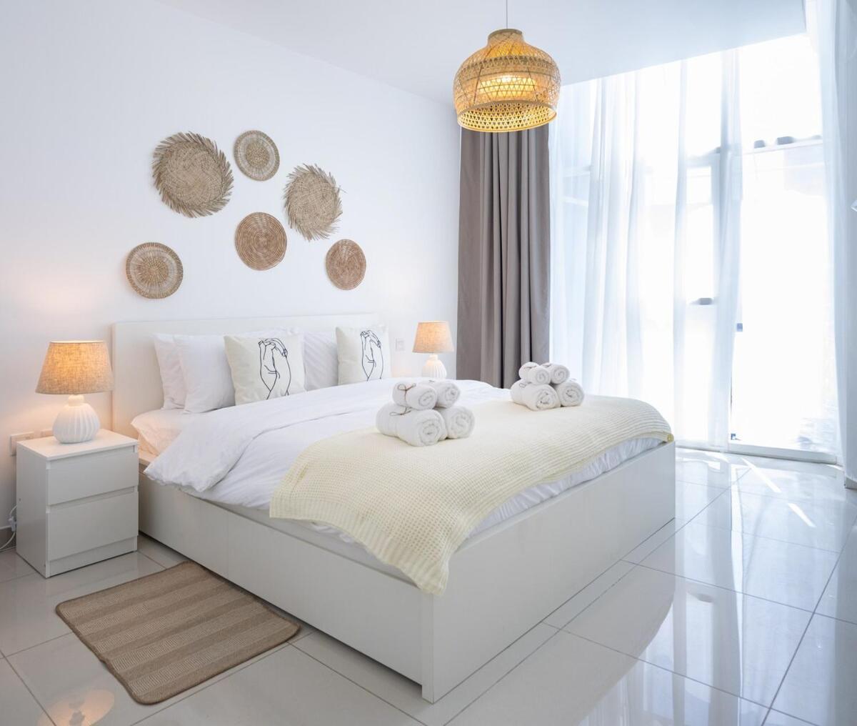 Waves - Charming With Balcony Steps From The Appartement Dubaï