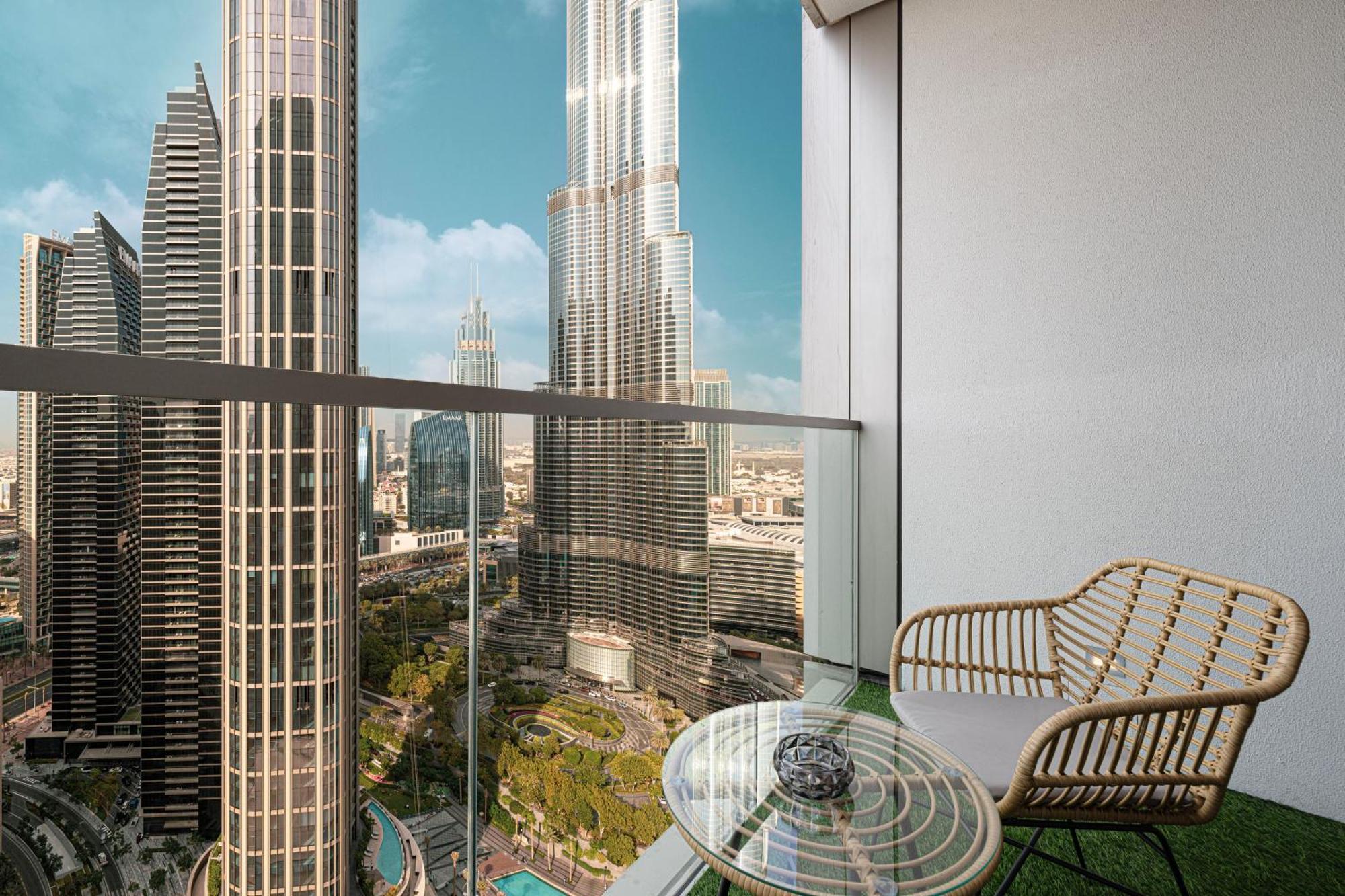 Sky High Luxury, Grande Signature, Burj Khalifa View, 5 Minute Walk To Mall * Dubaï