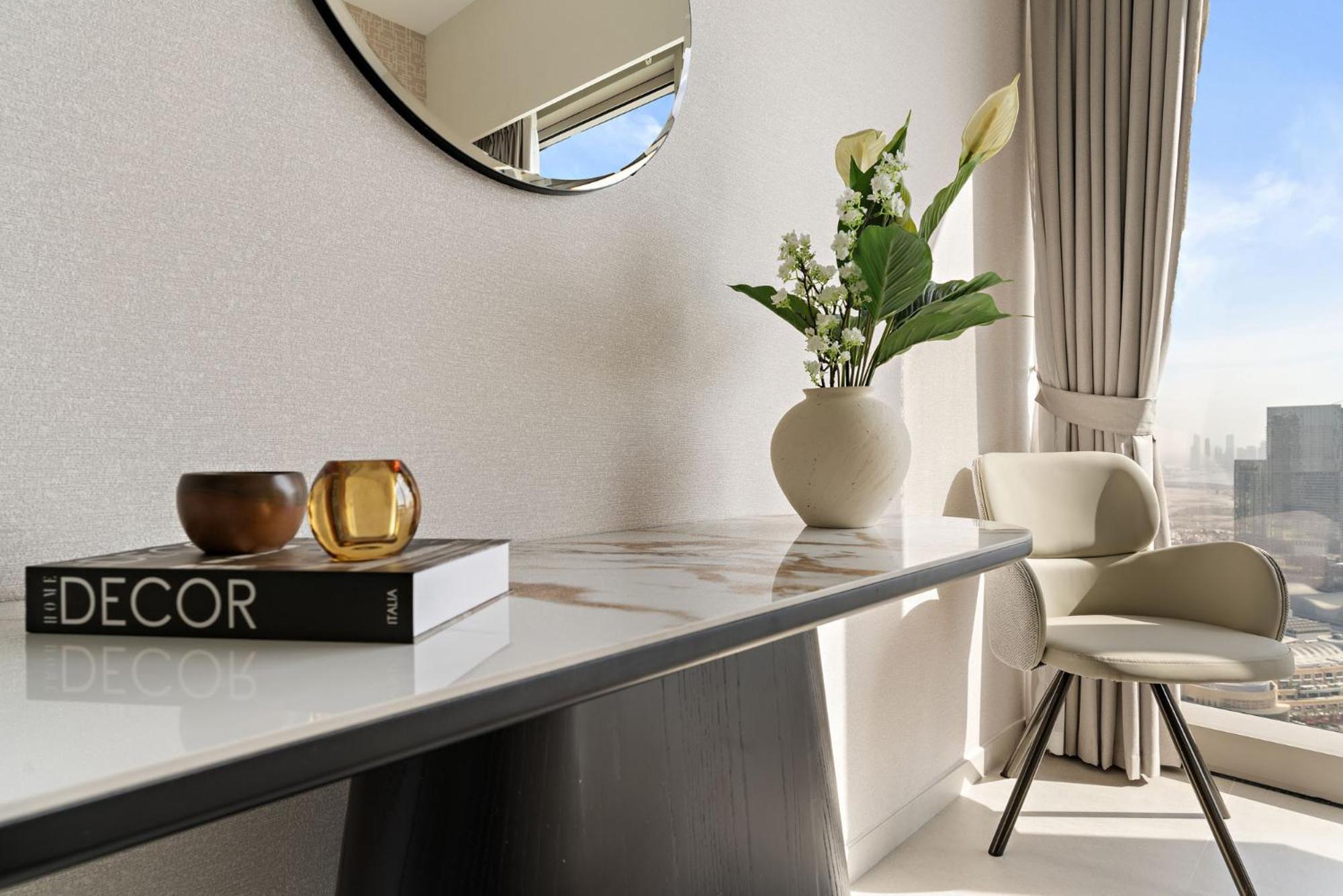 Vayk - The Burj Diamond Fountain View - Grande Signature - Downtown In - 2br Apartment Dubai