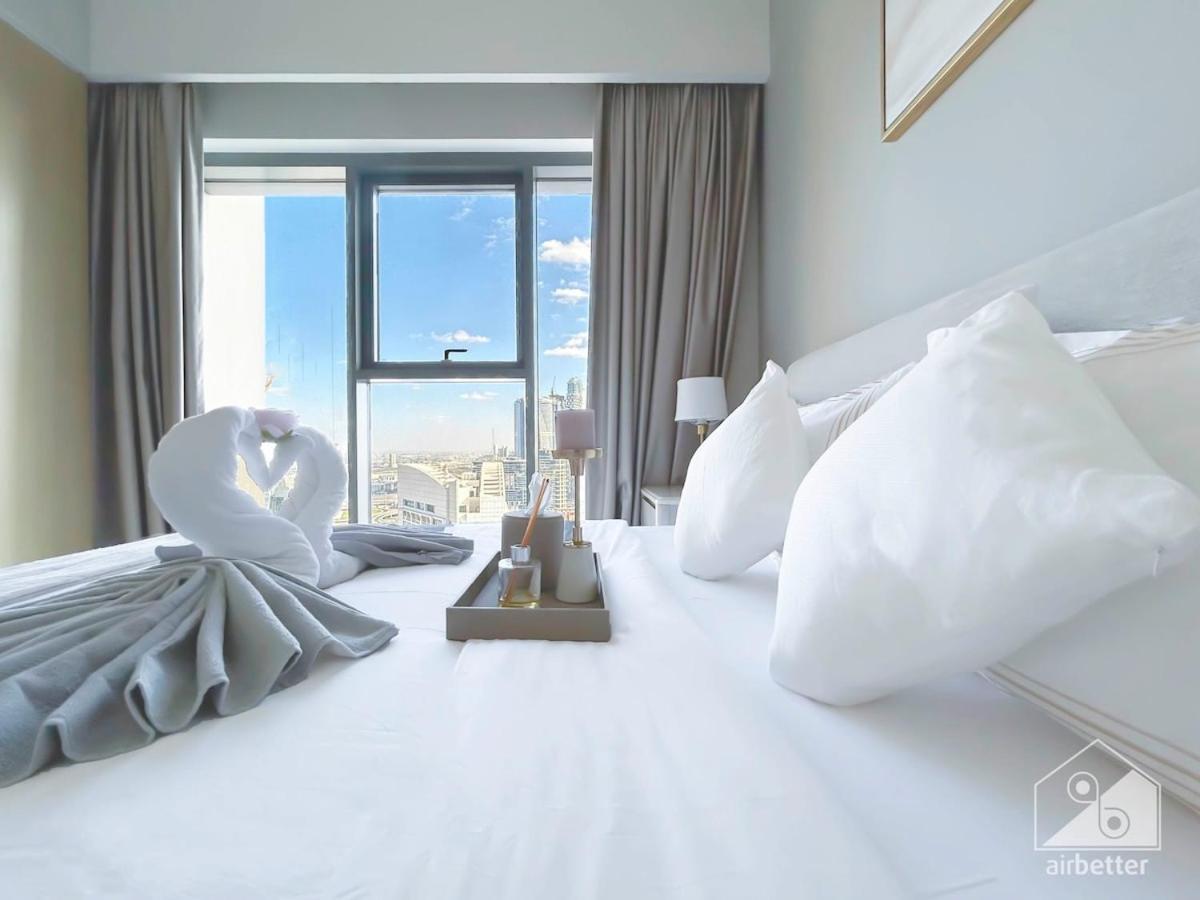 Luxurious Burj Royale 1b With Balcony & Views Appartement *