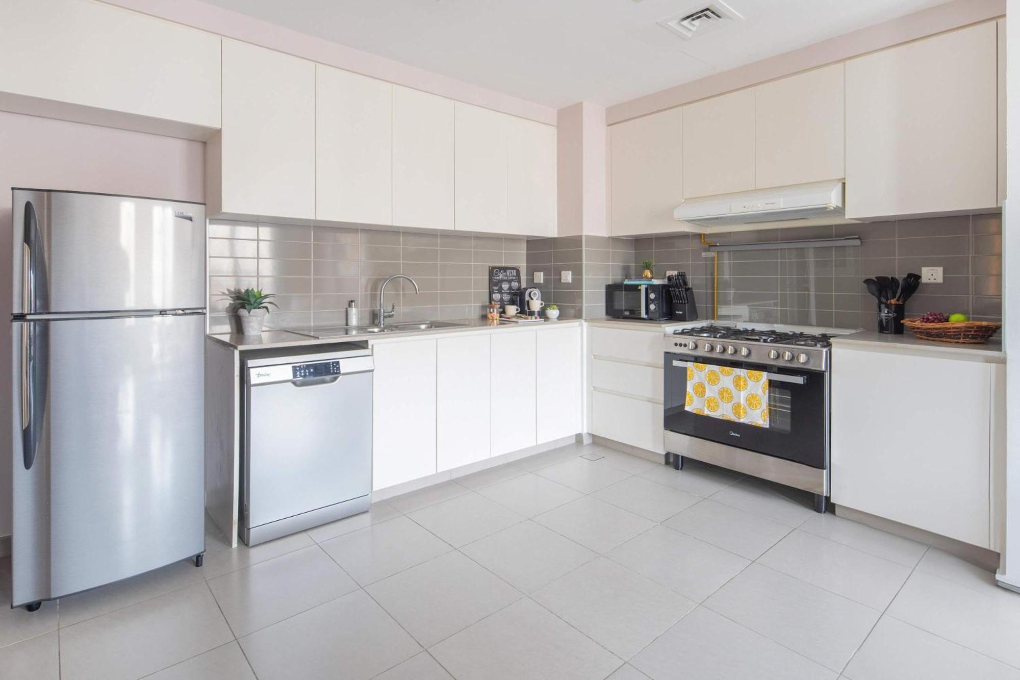 Frank Porter - Hayat Boulevard 2b Appartement Dubai