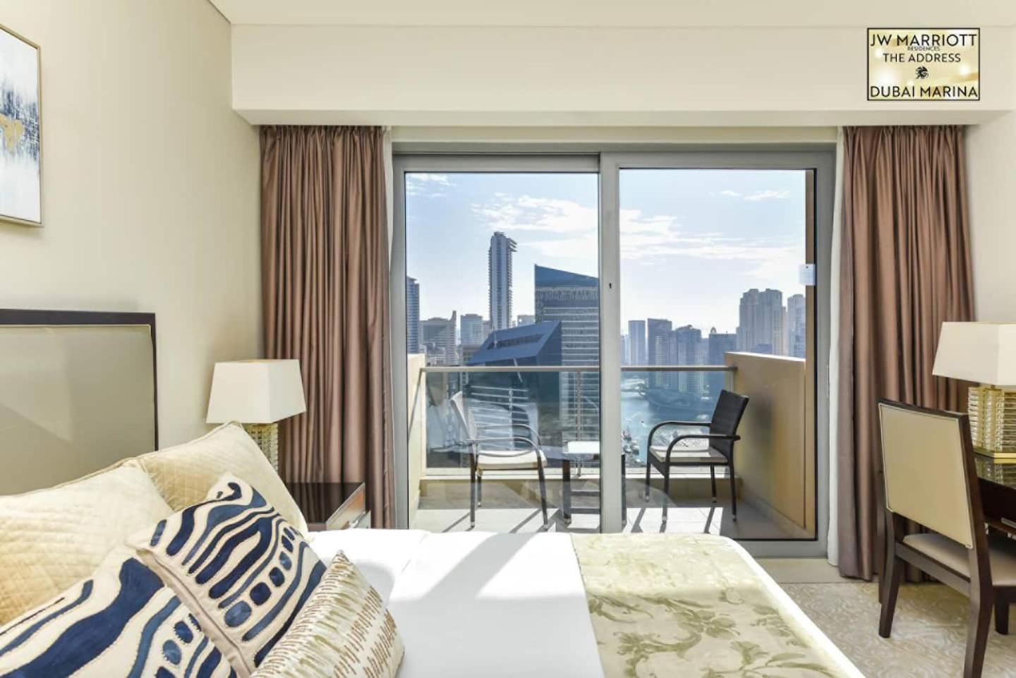 Luxury Living At The Address Marina! Dubaï