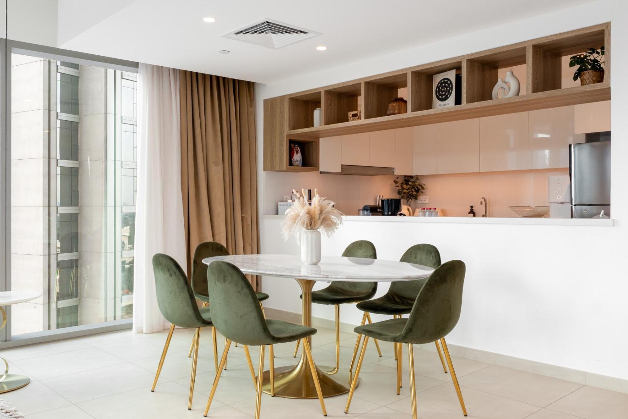 Apartment Stunning Luxury 4br Burj View 10 Mins To Mall *