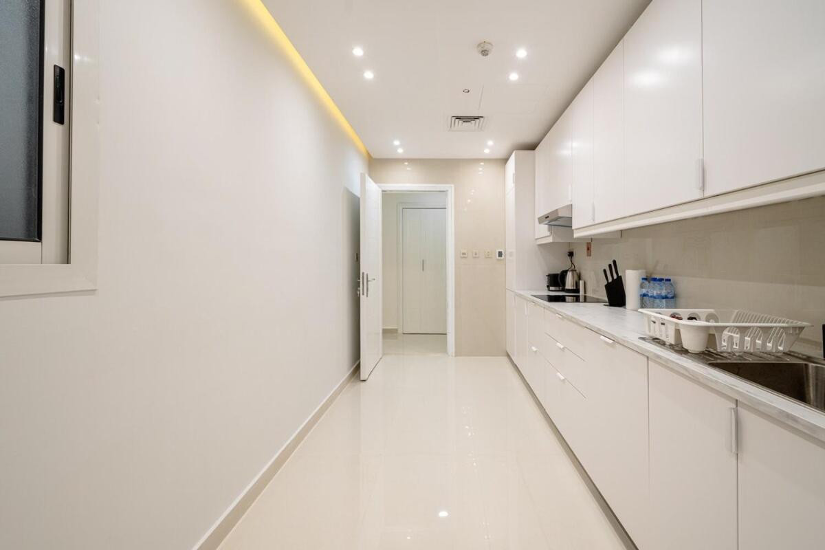 Appartement Lux 5br Marina With Jacuzzi, Walk To Beach, Gym