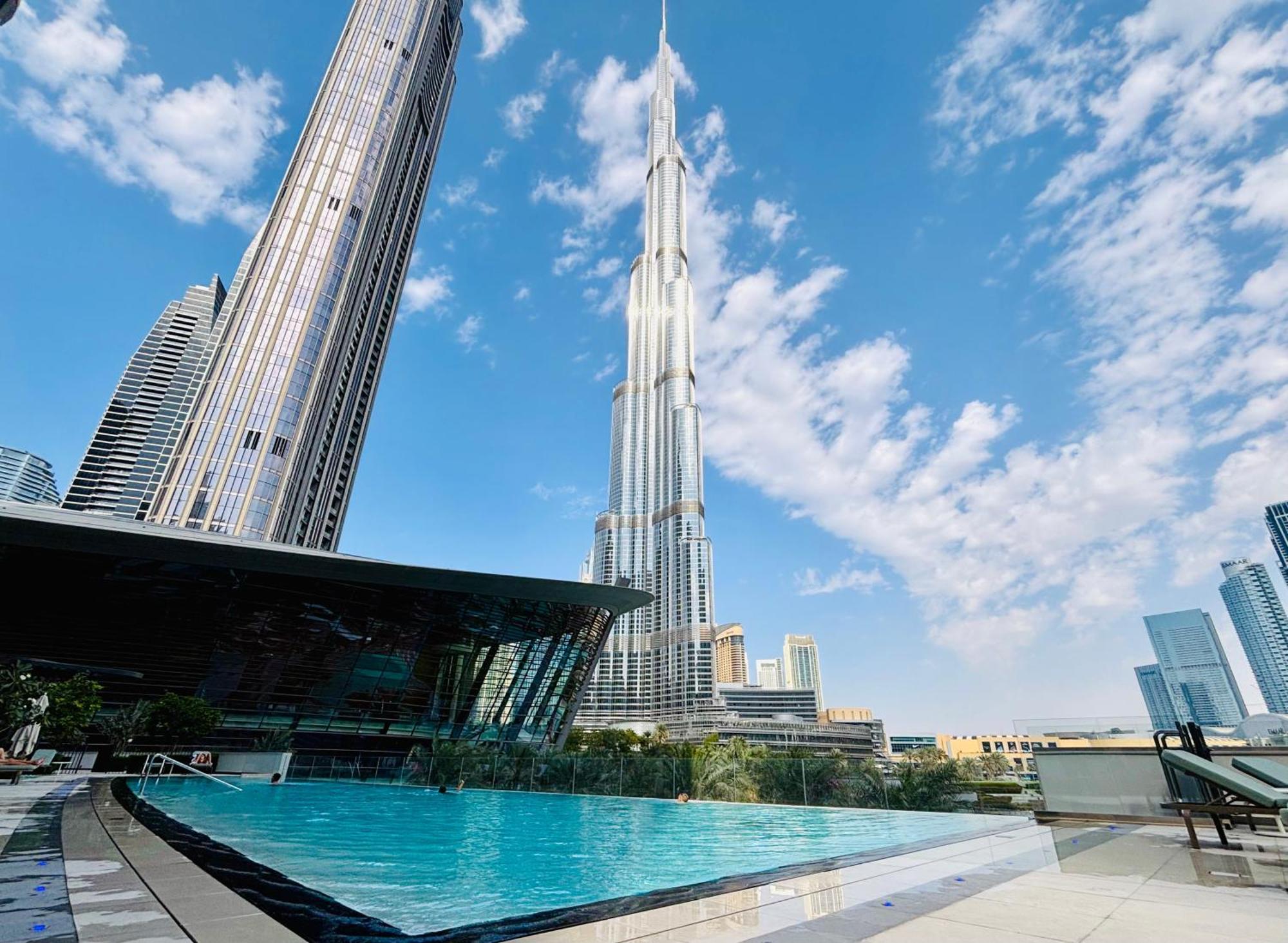 Sky High Luxury, Grande Signature, Burj Khalifa View, 5 Minute Walk To Mall Appartement Dubaï