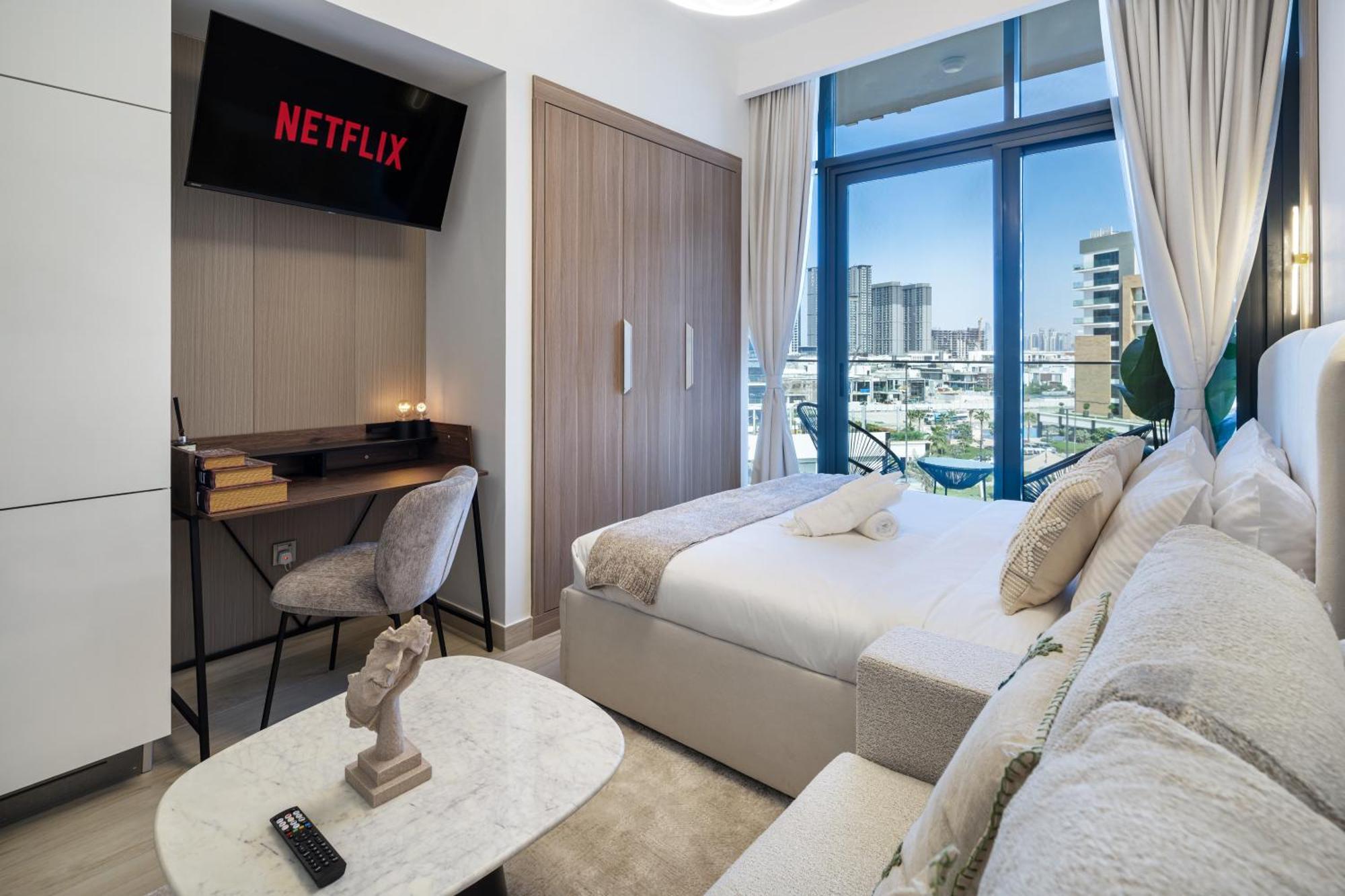 New Chic In Azizi Riviera One Apartamento