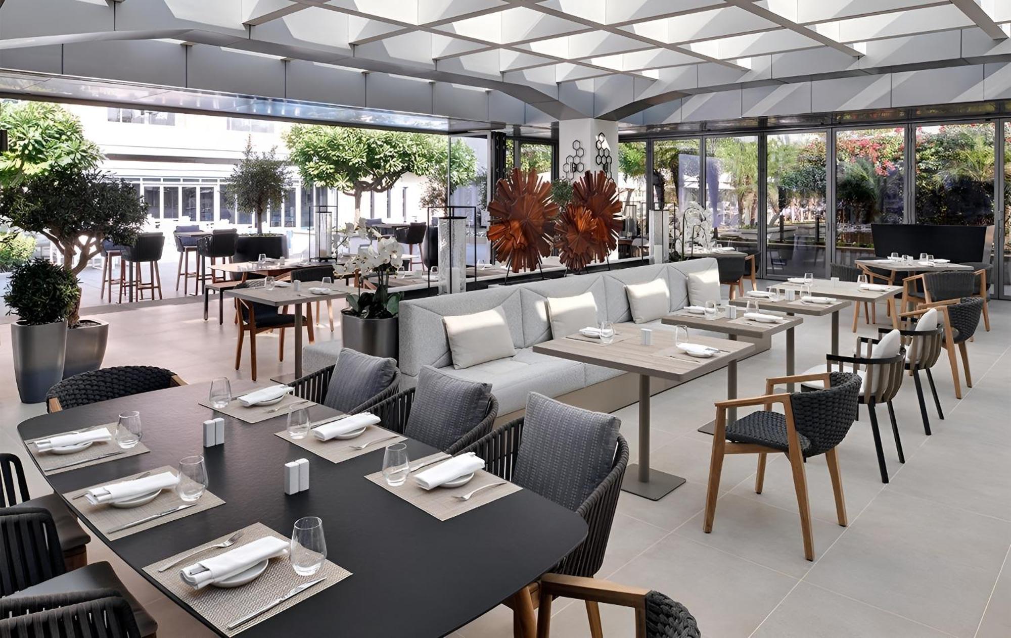 Creston The Mall Residences