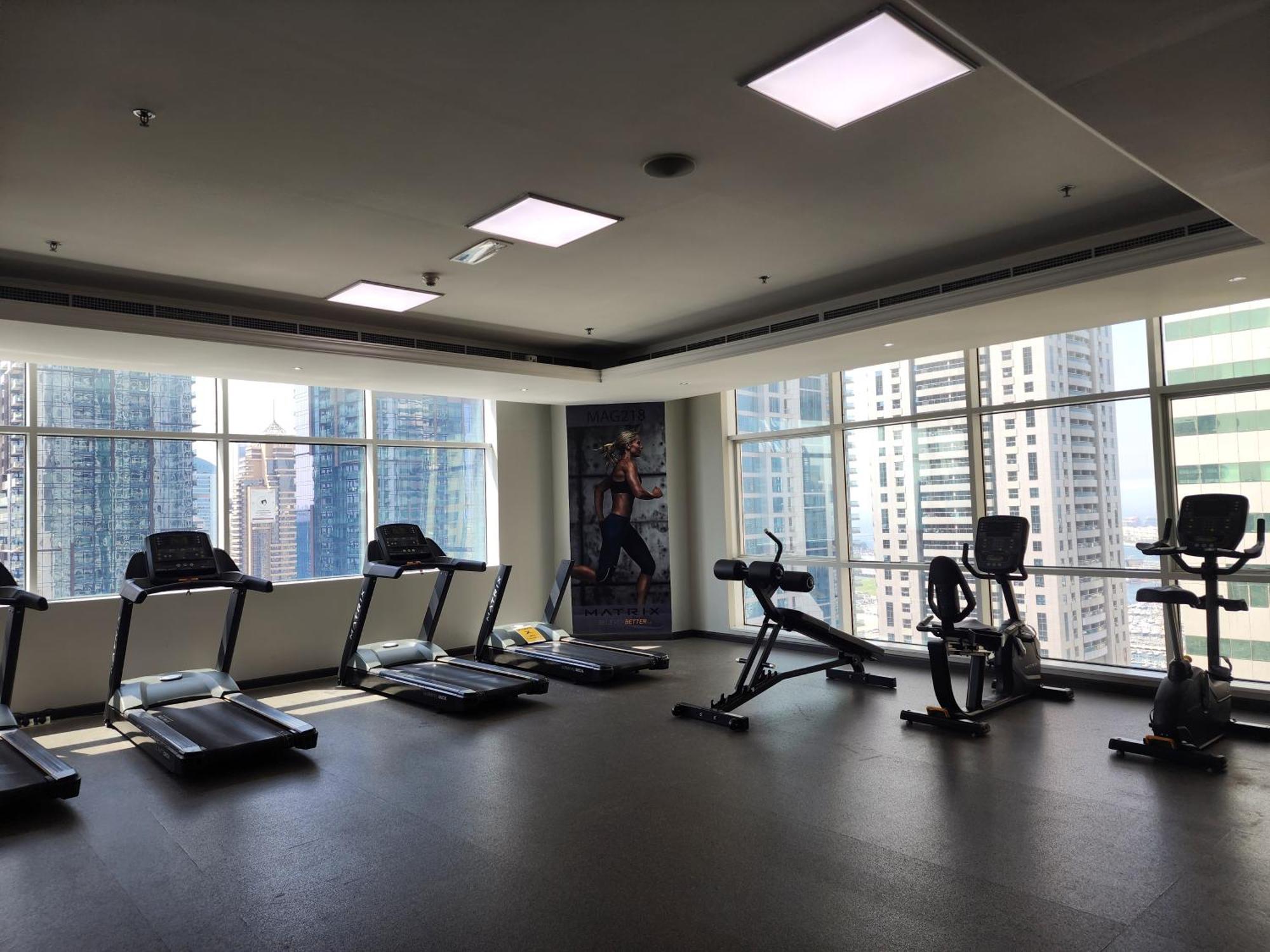 Chateau Chill, High-rise Marina Escape Dubaï