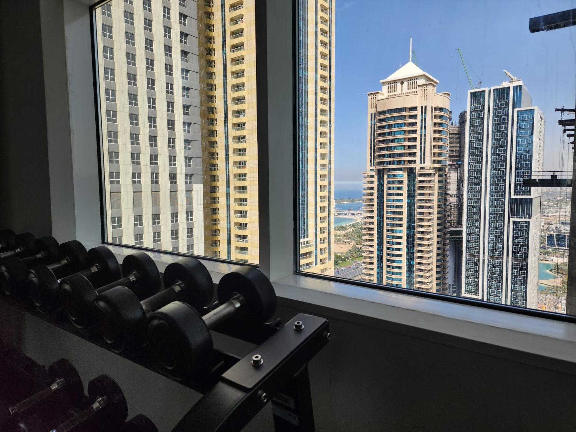 Chateau Chill, High-rise Marina Escape Appartement