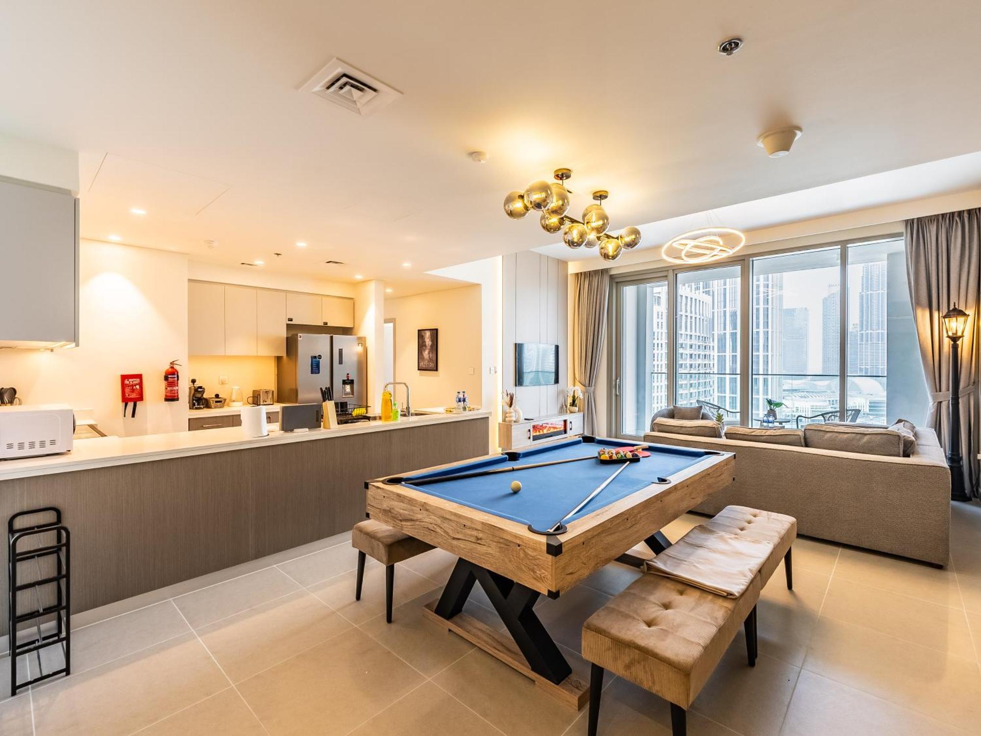The London - Downtown Apartamento Dubái