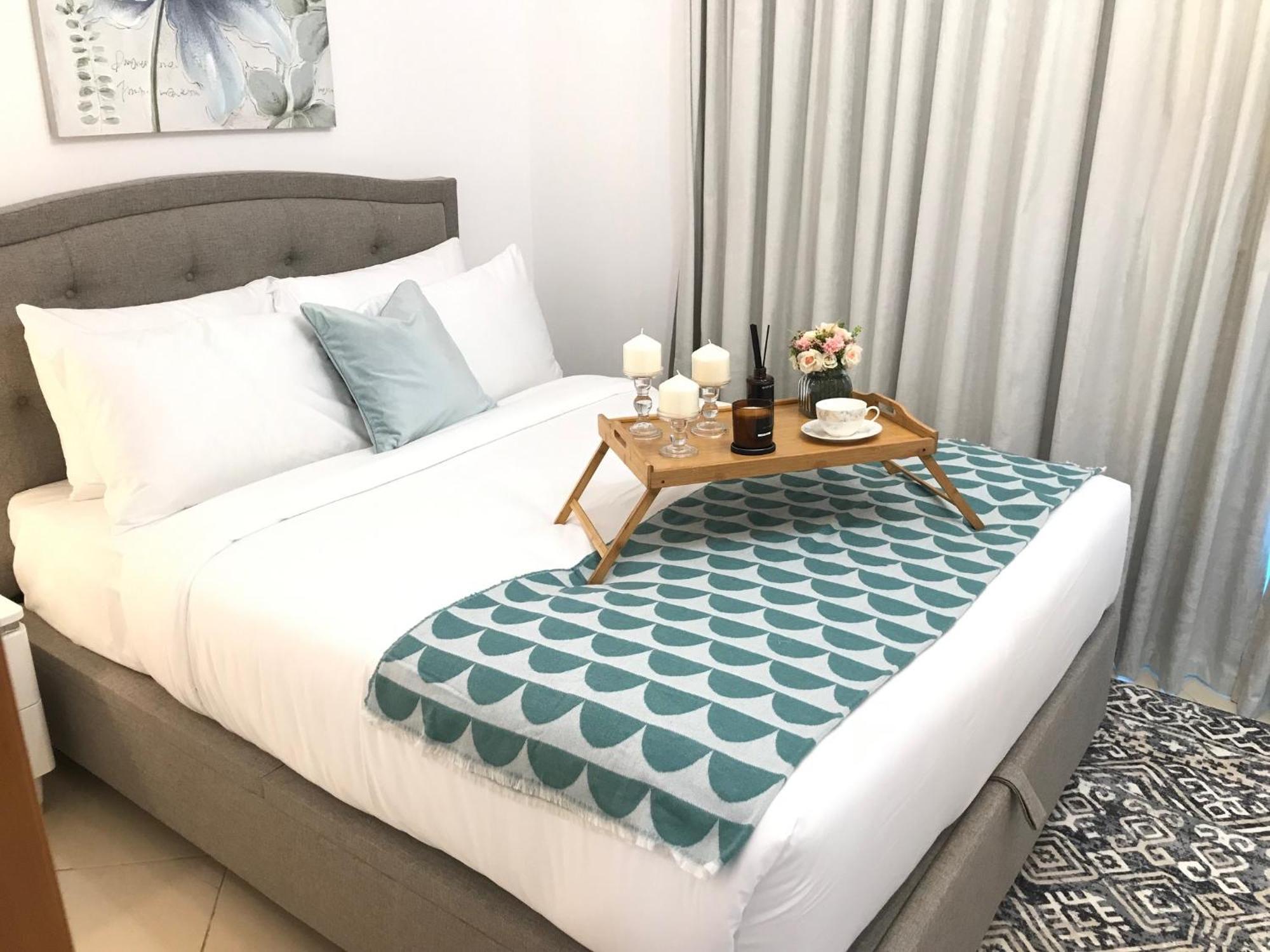 Cozy One Bedroom Close To And Metro Station Apartamento Dubái