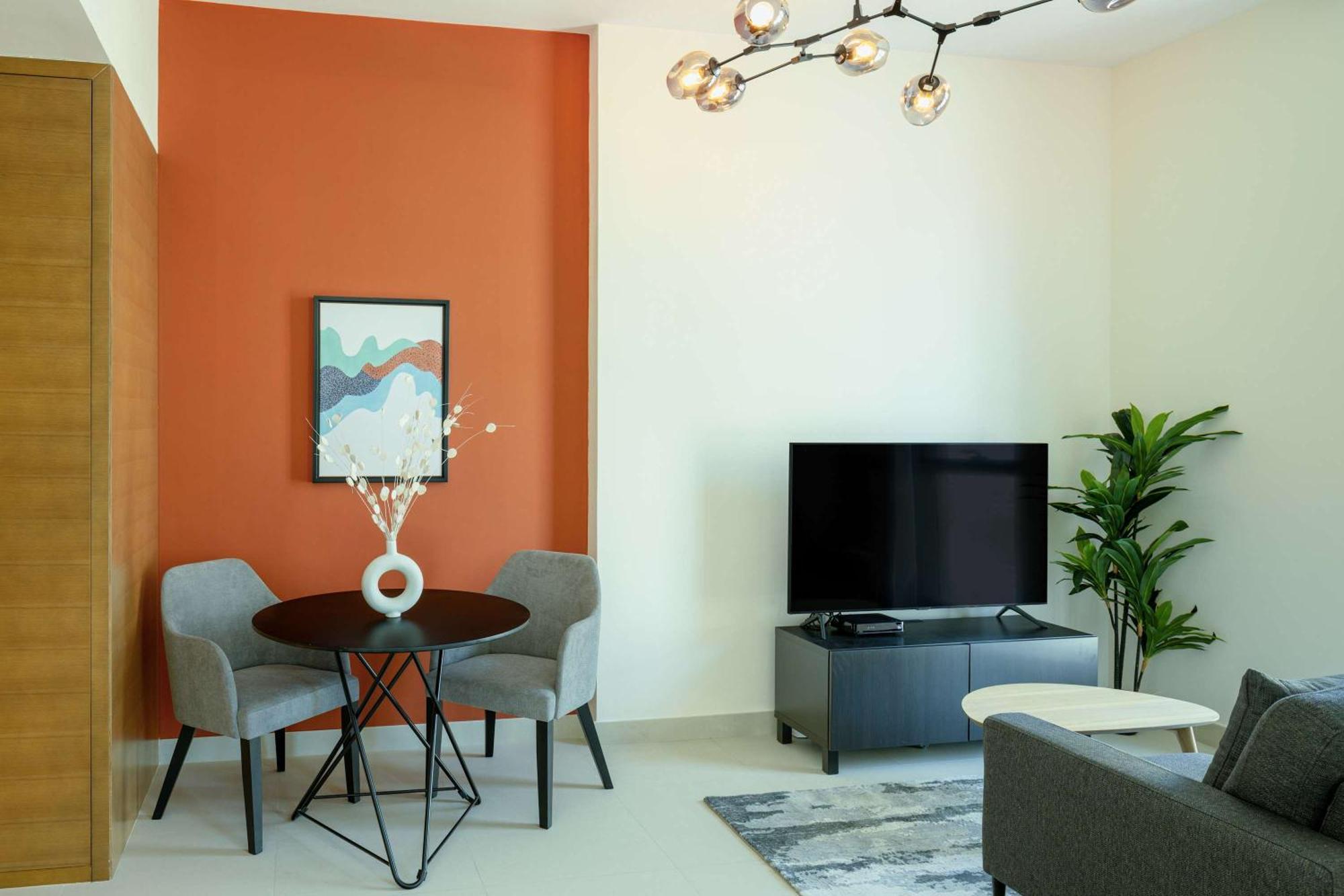 Silkhaus Spacious In Downtown Claren Tower Apartament