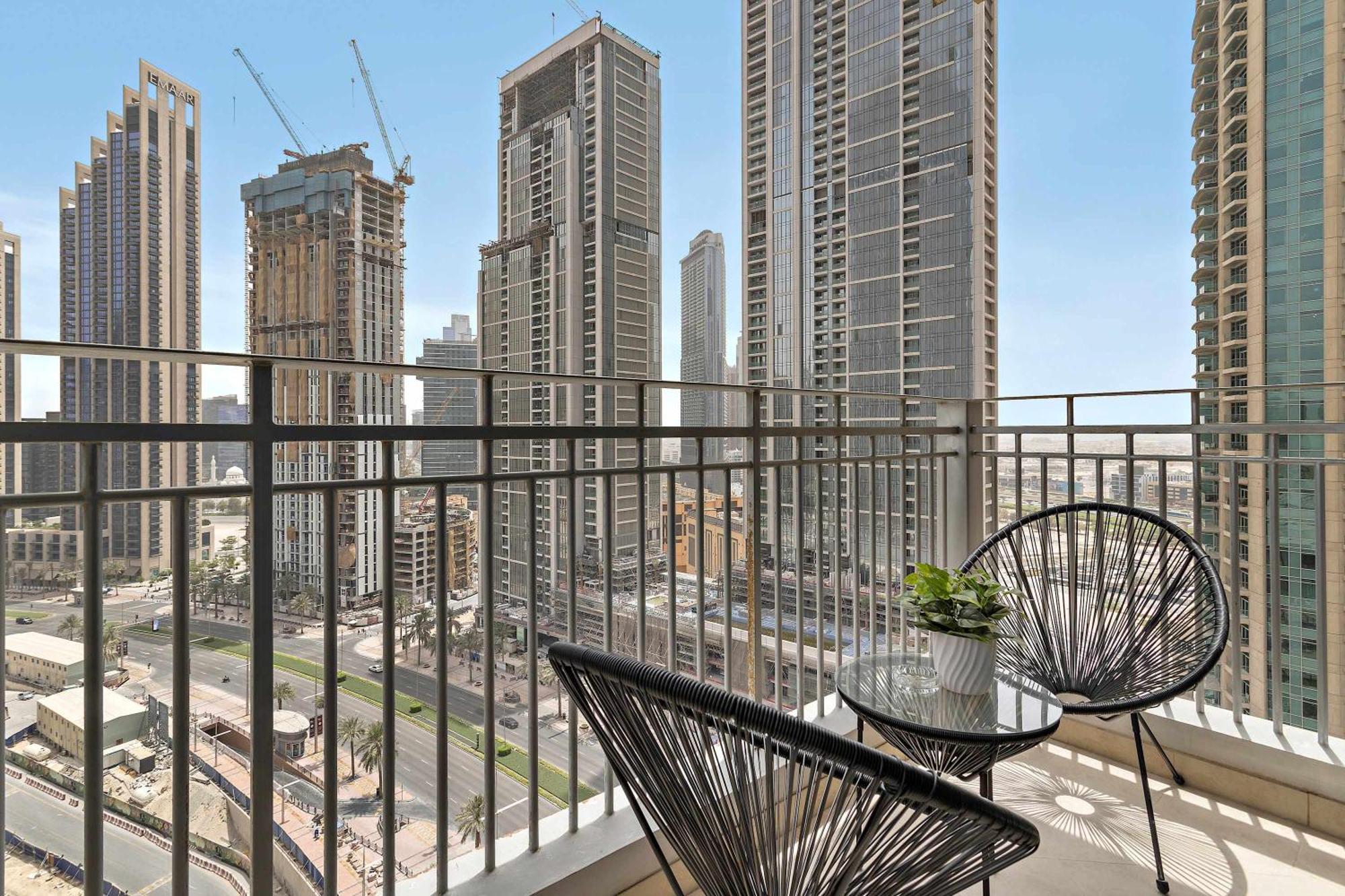 Silkhaus Perfect 1bdr Near Mall In Downtown * Dubai