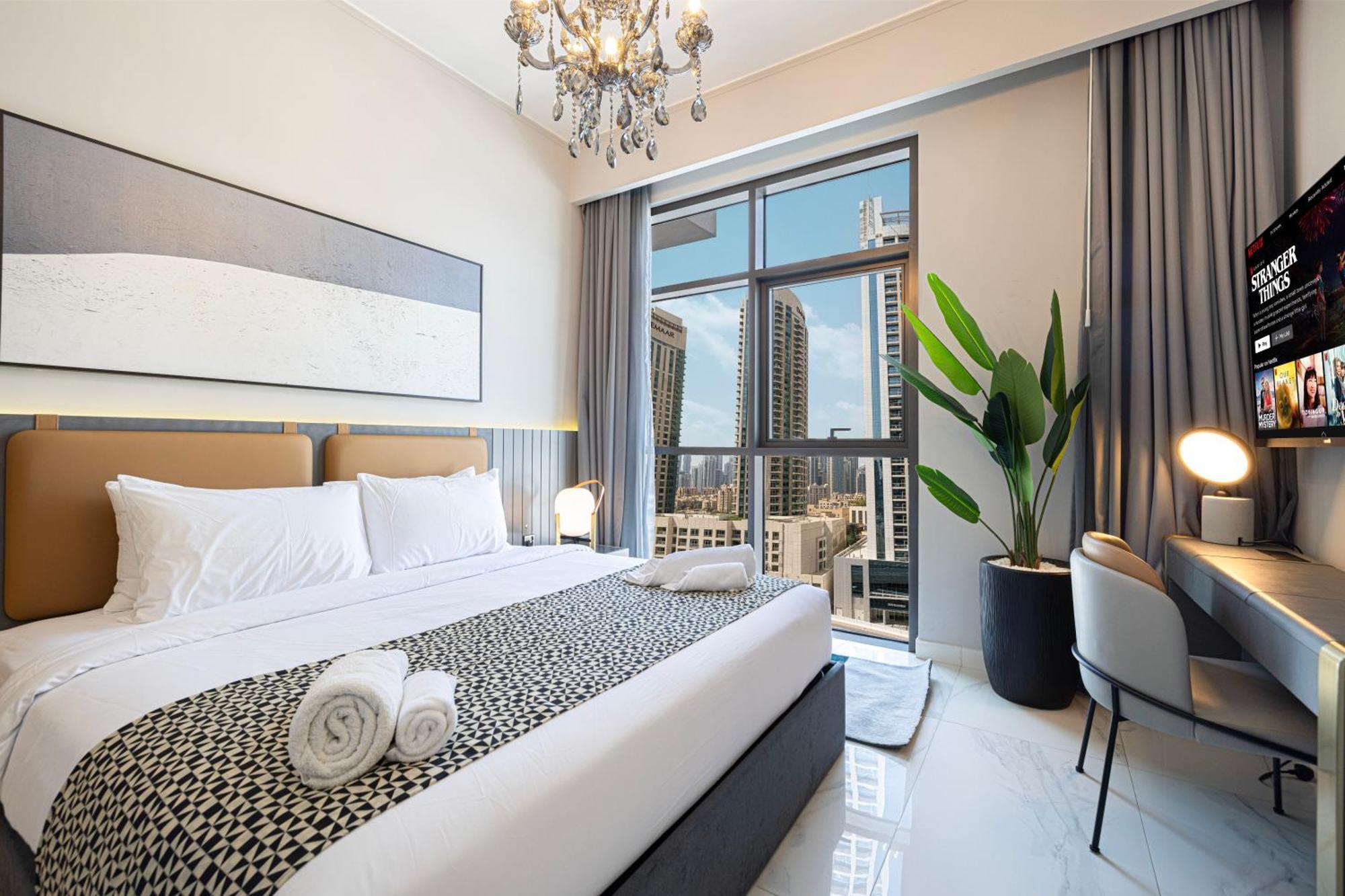 Apartment 2br Gem Steps From Mall & Burj Dubai