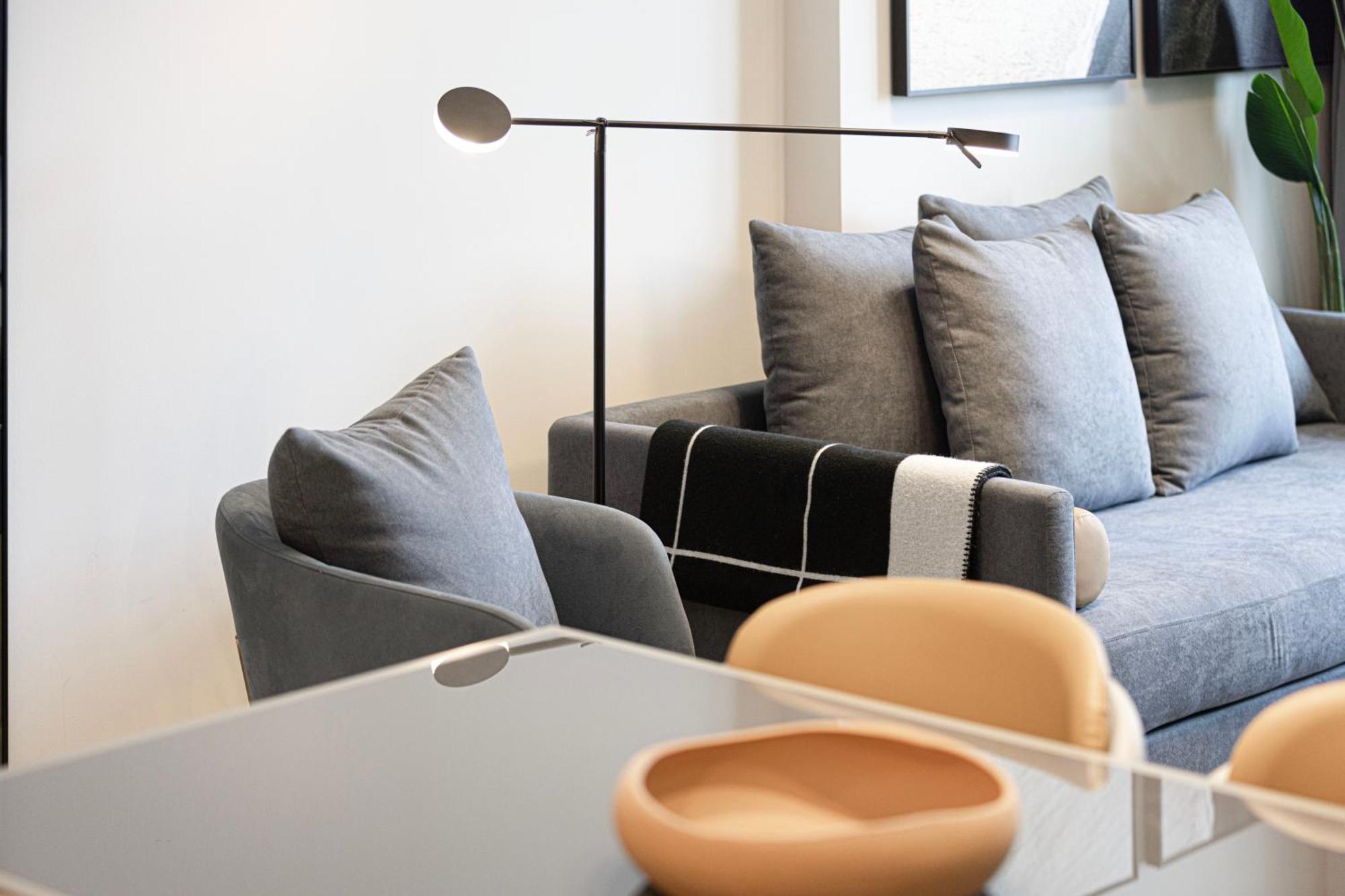 2br Gem Steps From Mall & Burj Apartment Dubai