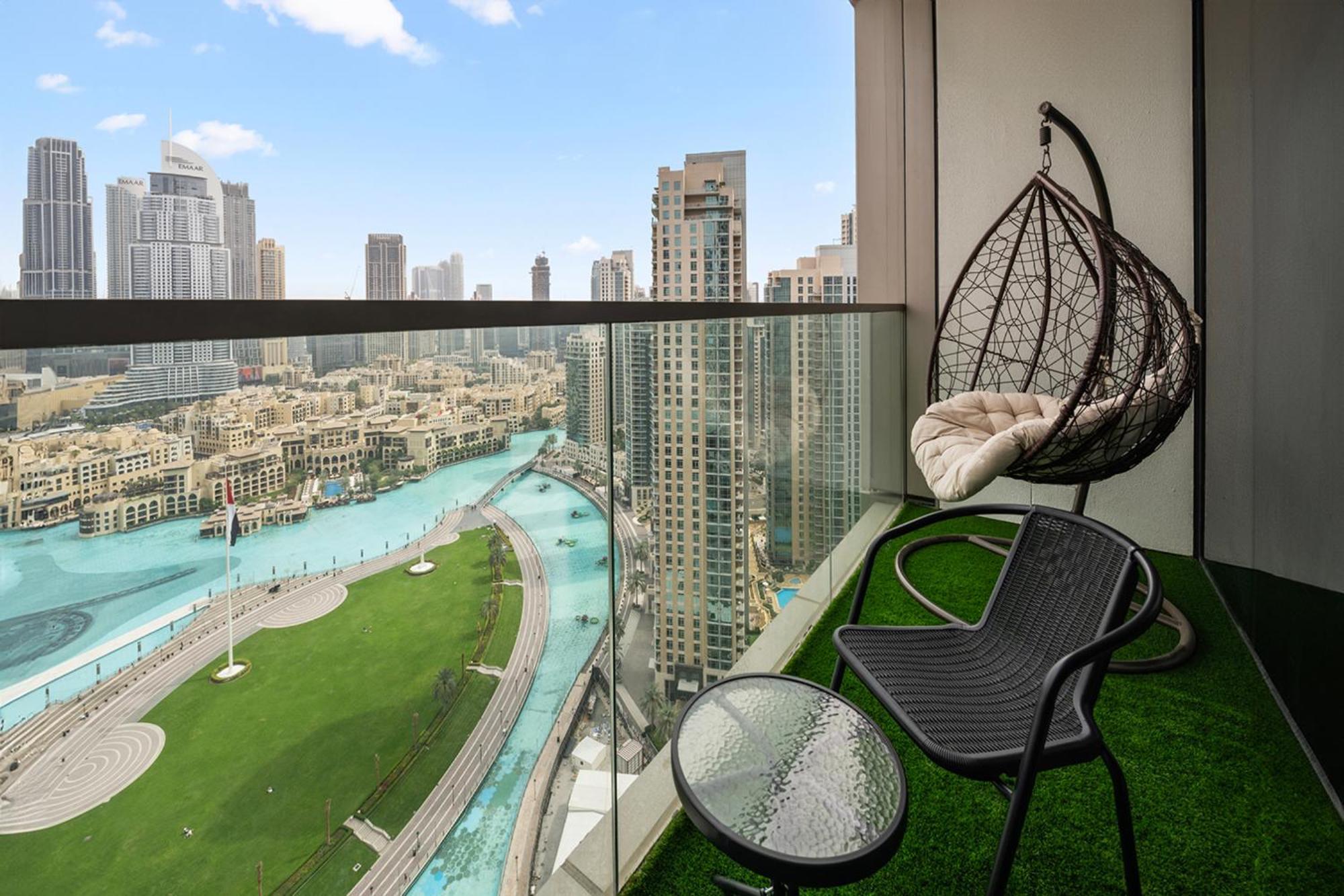 Grande Signature By Emaar - New Luxury 2br W Panoramic Burj Khalifa & Fountain Show Views * Dubaï