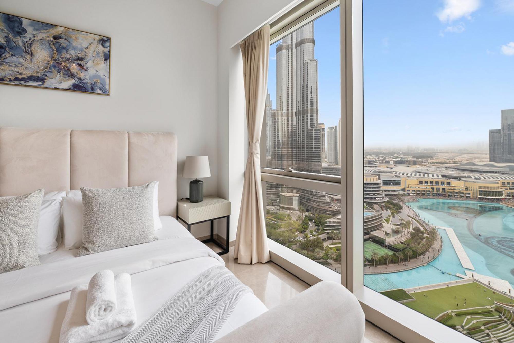 Grande Signature By Emaar - New Luxury 2br W Panoramic Burj Khalifa & Fountain Show Views *