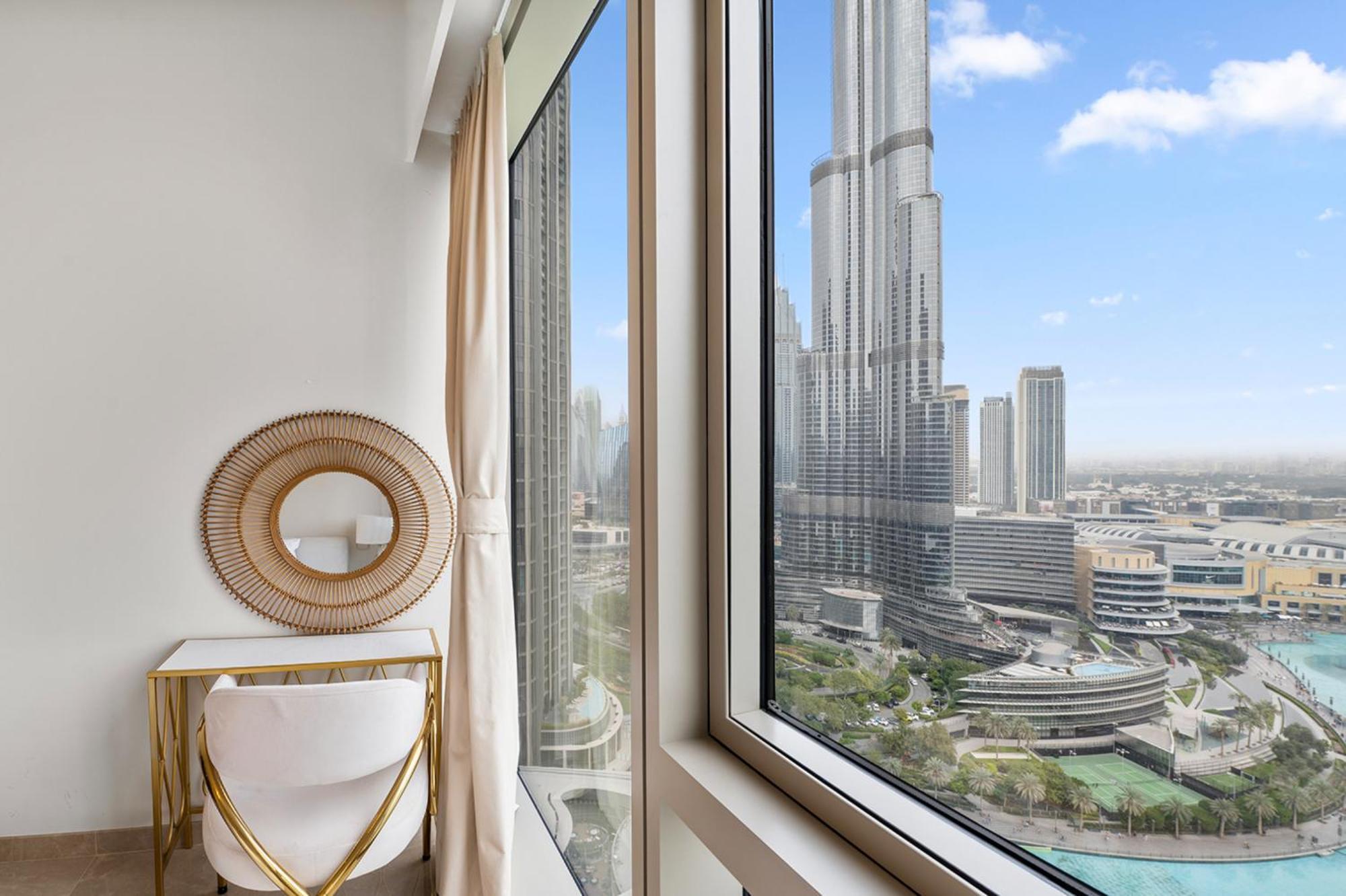Grande Signature By Emaar - New Luxury 2br W Panoramic Burj Khalifa & Fountain Show Views