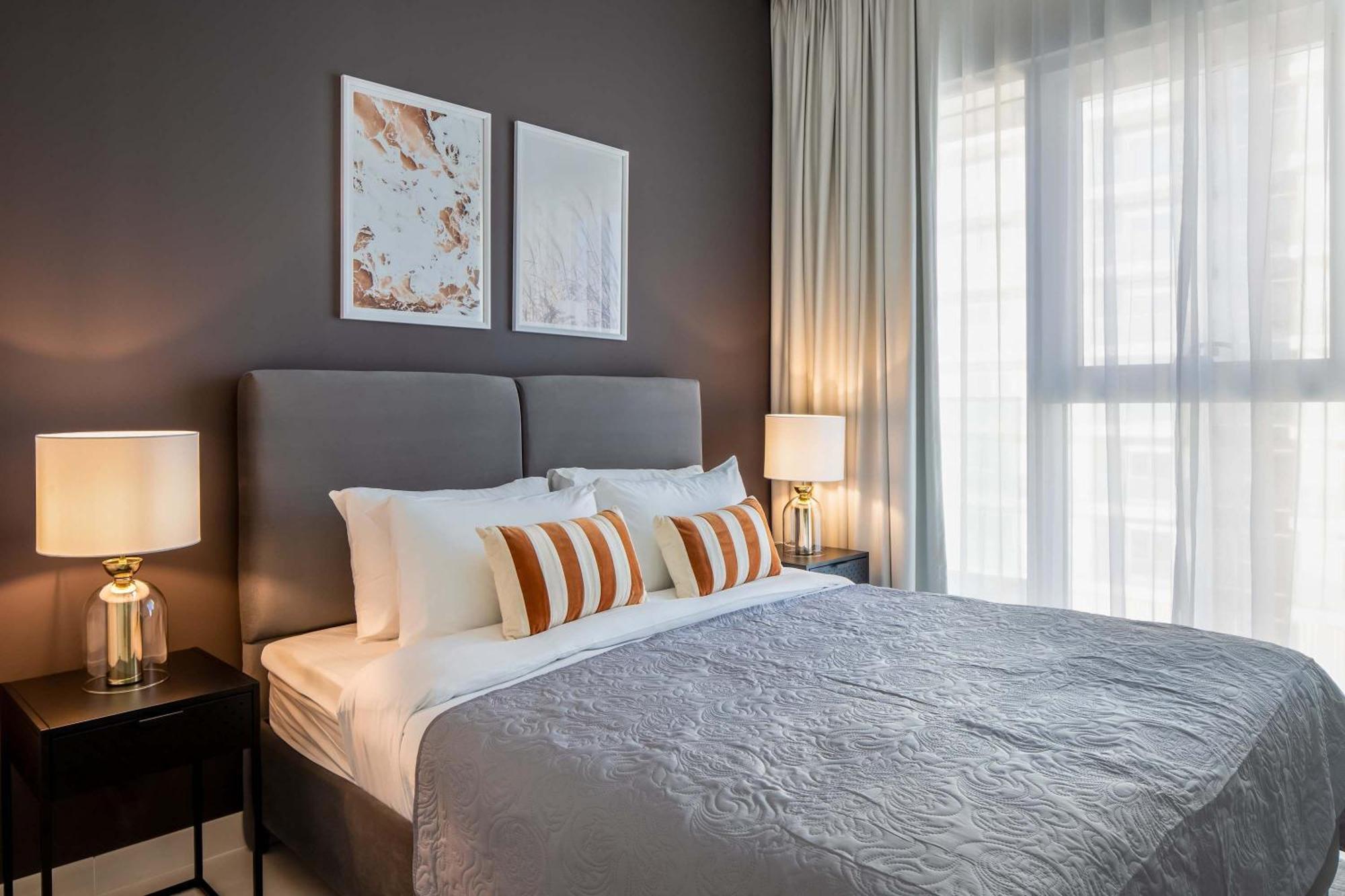 Silkhaus Palm View 1bdr With Private In Emaar Beachfront *