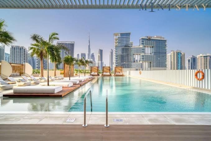 Simply Comfort At Upside Living Burj View 10 Min To Dt *