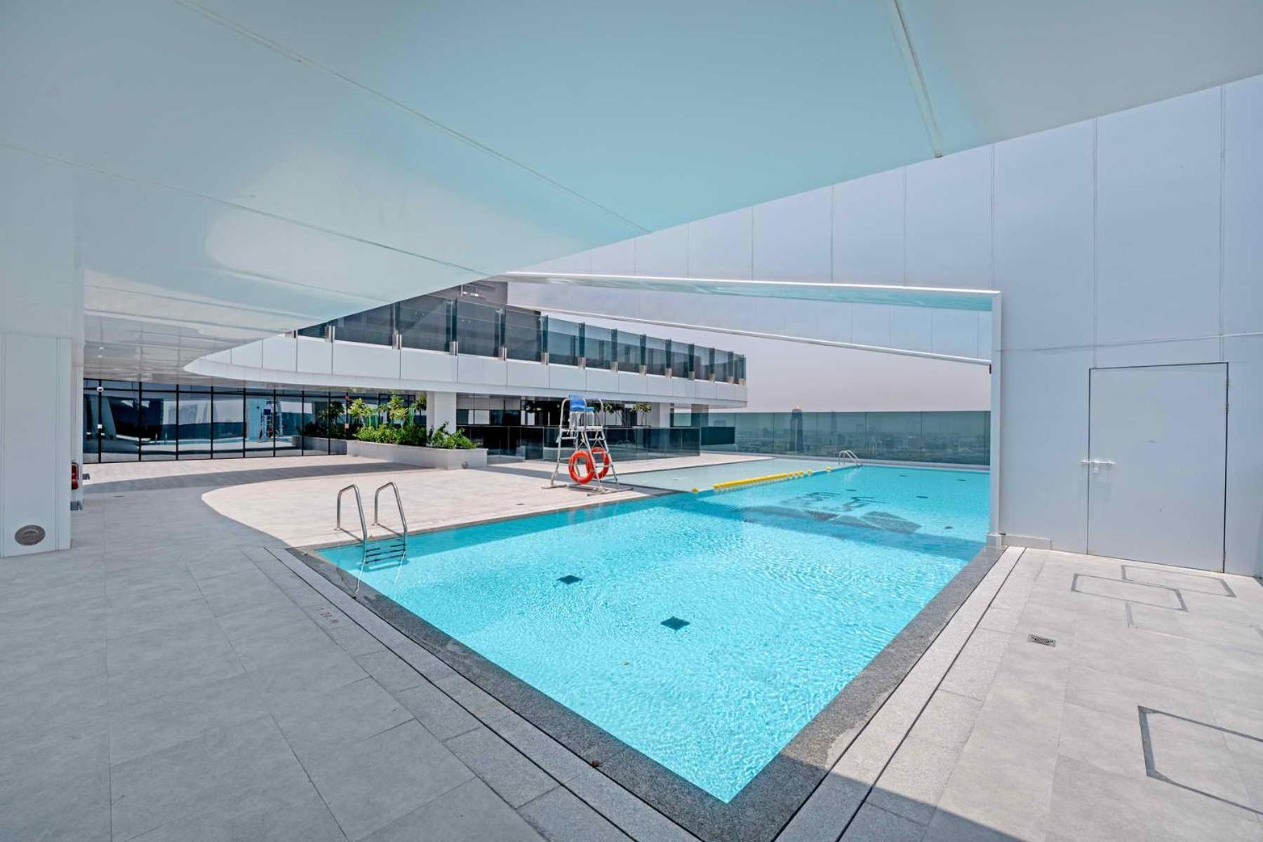 Sea View Located On The 39th Floor With Rooftop Pool Close To World Trade Centre Apartment