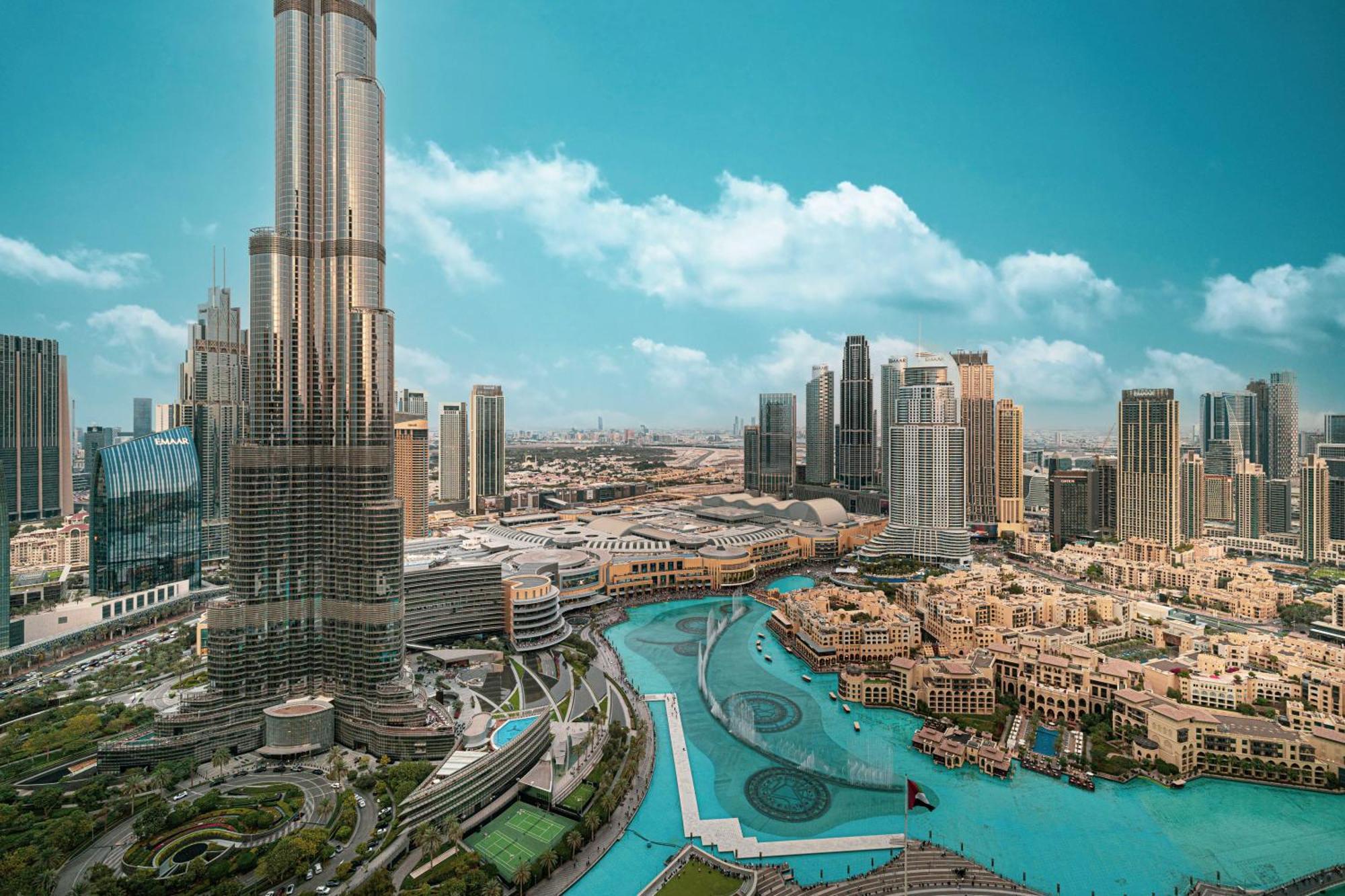 Luxury High Floor Burj Khalifa And Fountain View 5 Minute Walk Mall *