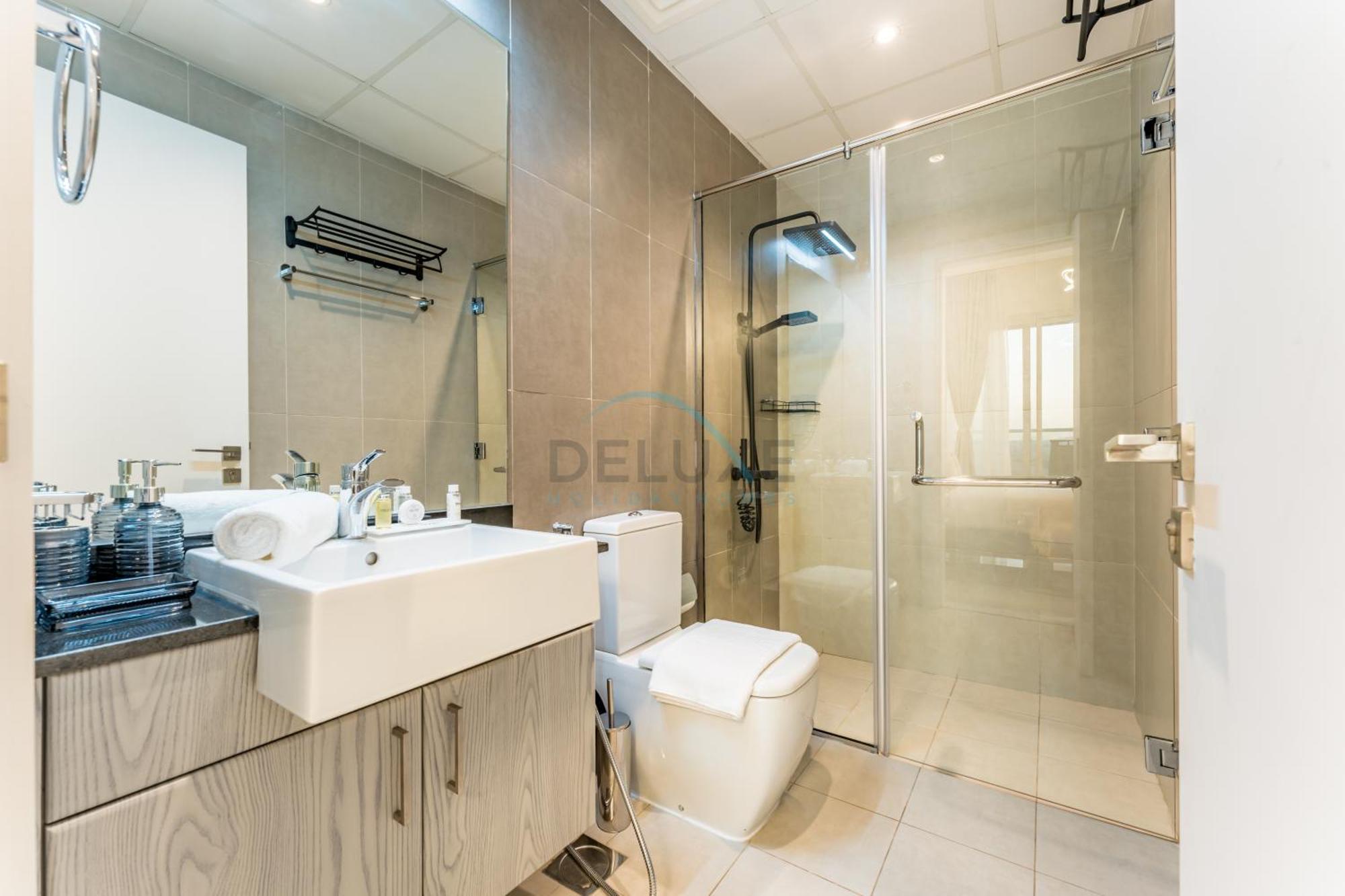 View 1br With Private Balcony Near Golf Clubs, Centurion Onyx, Nad Al Sheba By Deluxe Homes Apartamento *
