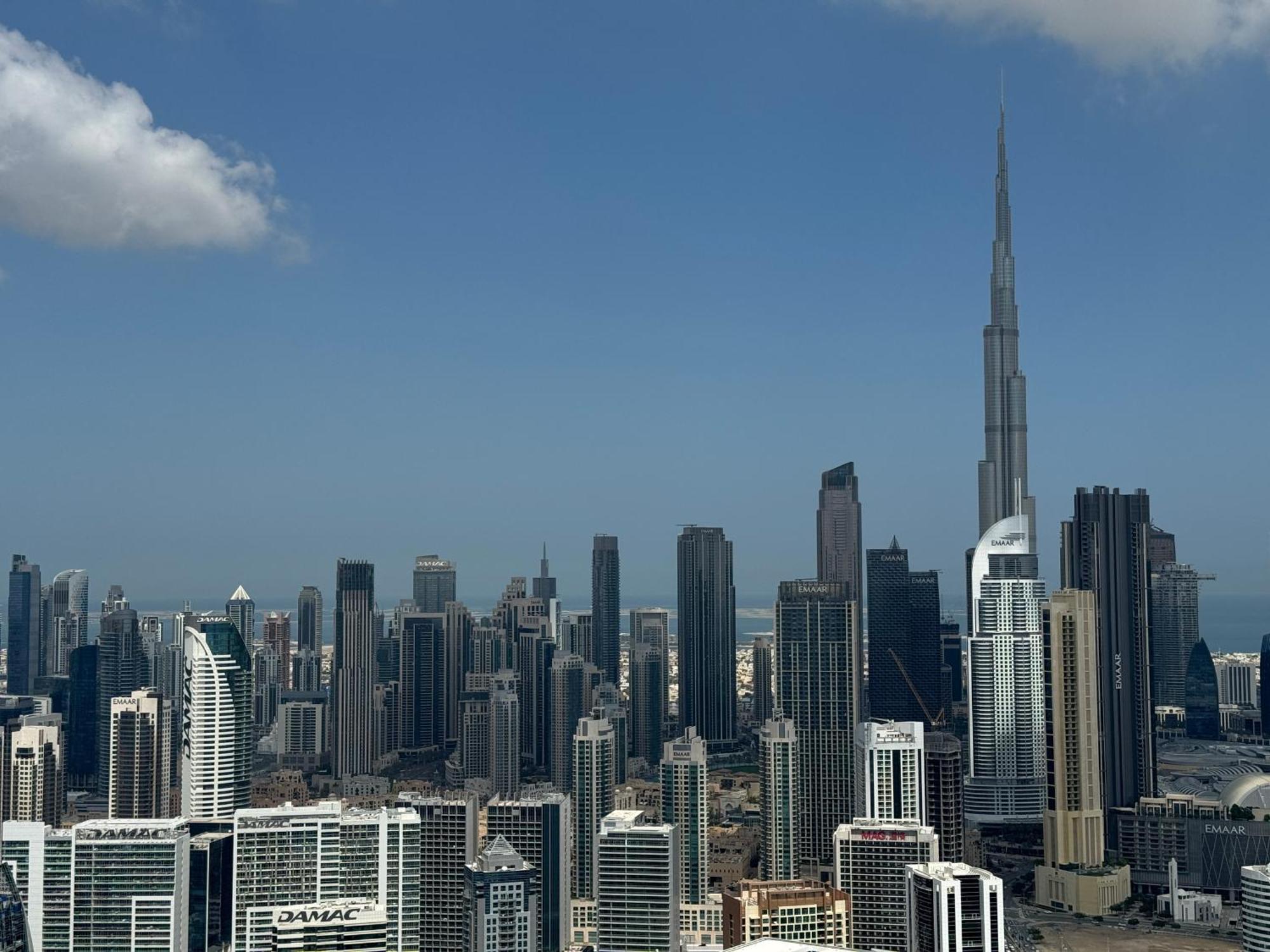 Royal By Damac Paramount Towers B Burj Khalifa Views Dubái