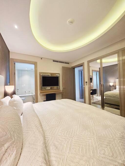 Apartamento Luxury Paramount D111 Dubái