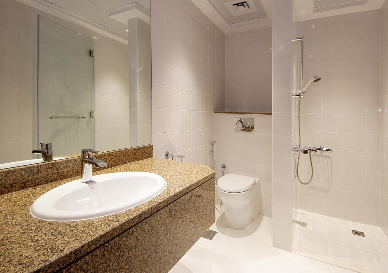 Pousada Breathtaking With Roof Garden And Access Dubai