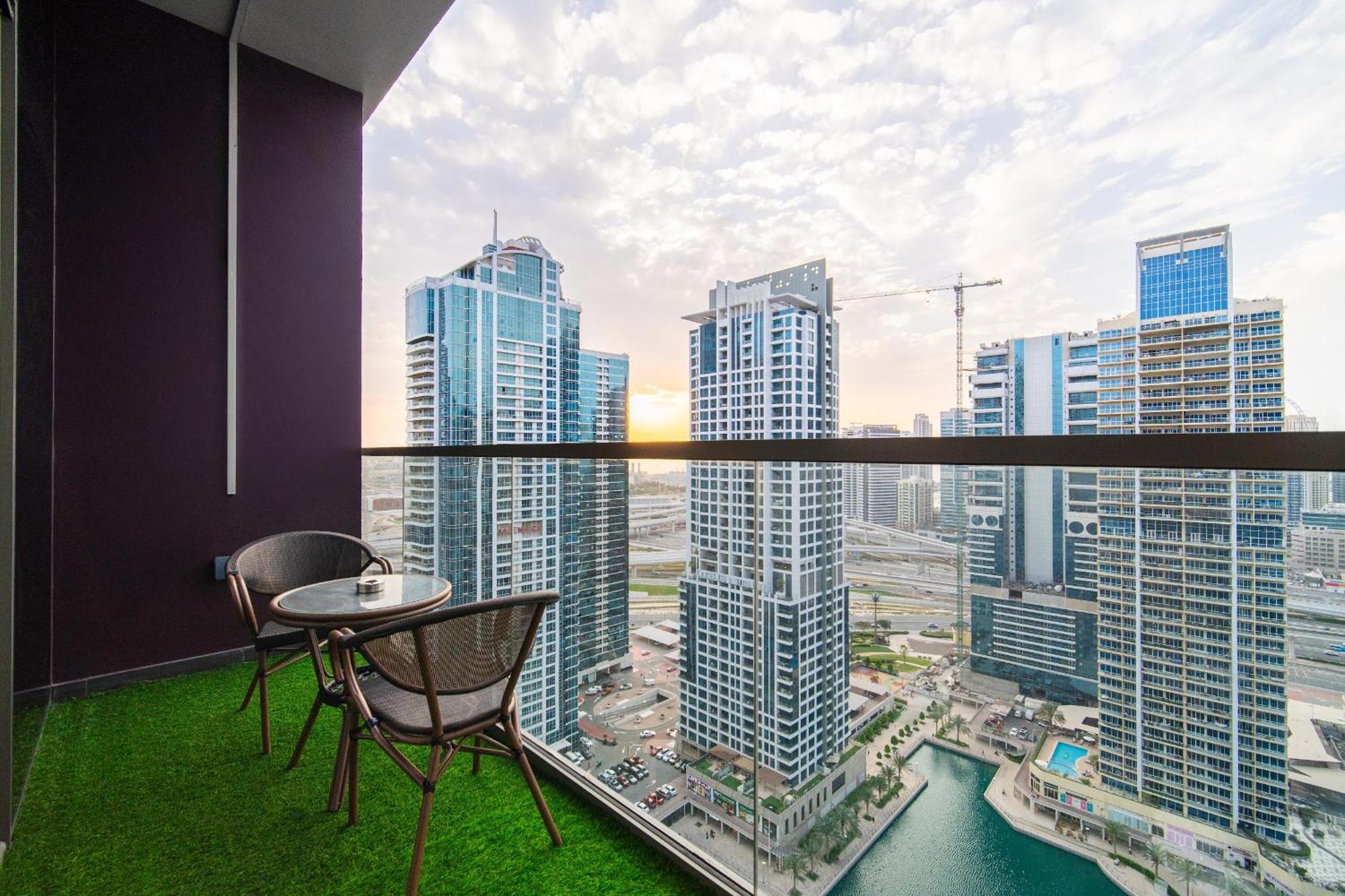 Appartement View 1br In Jlt - Walk To Metro & Free Baby Gear Dubaï