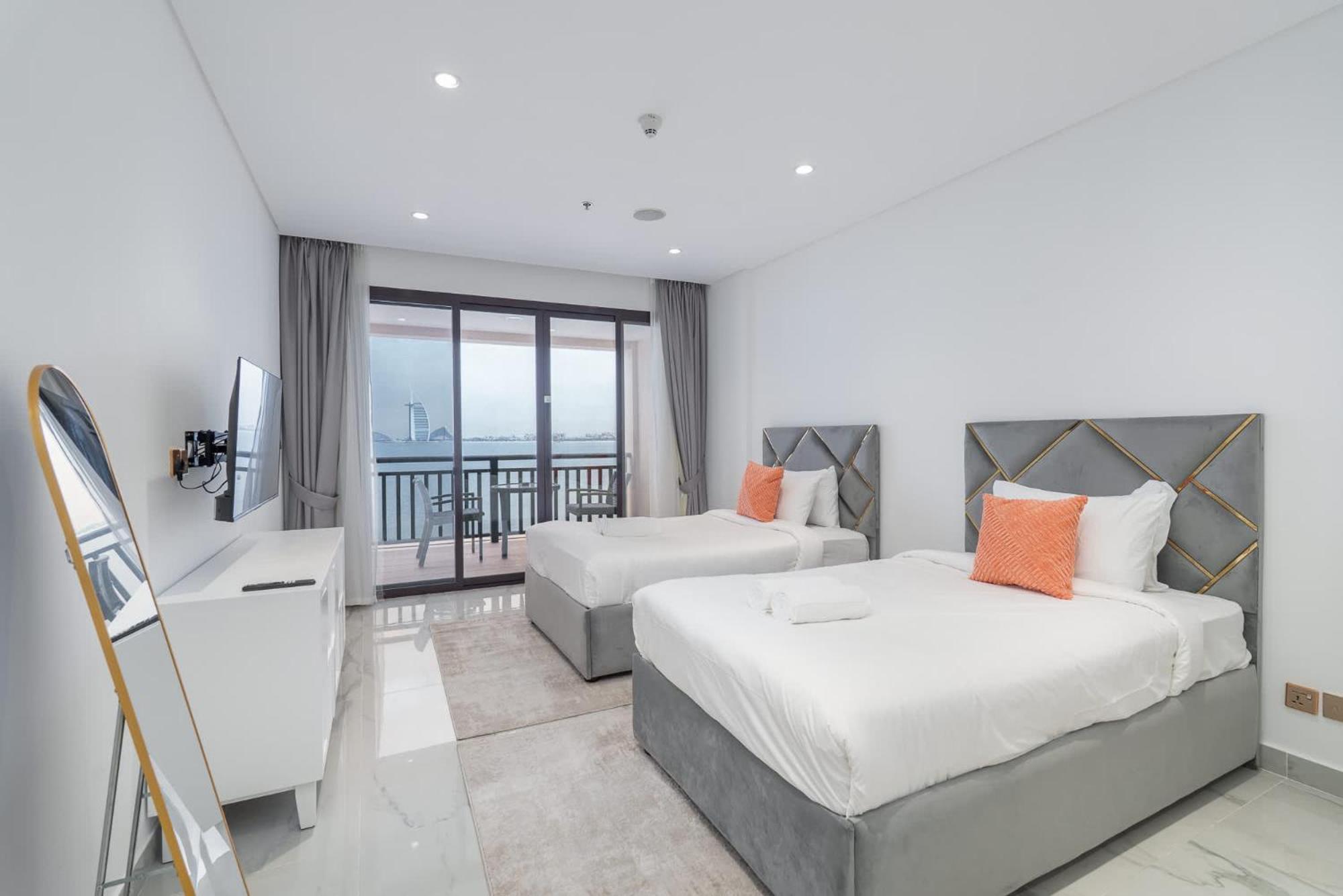 Apartamento 2 Bedroom With Beautiful Full Palm Waters Views Dubai