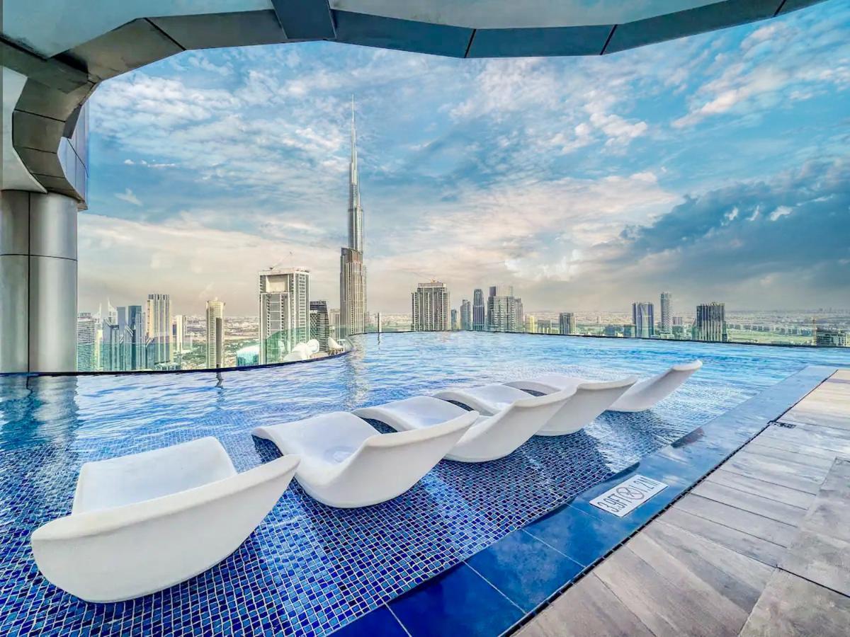 Sky Infinity Pool, Burj Khalifa Views Dubaï