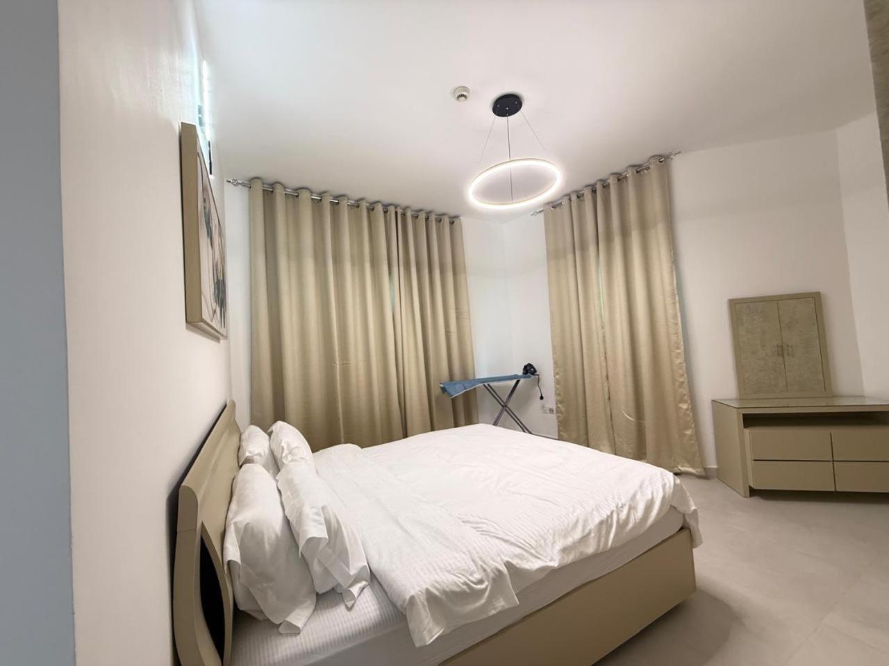Spacious Modernized 2 Bedroom And Duplex 4 Br Apartments By Taskeen Holiday Homes Appartement *