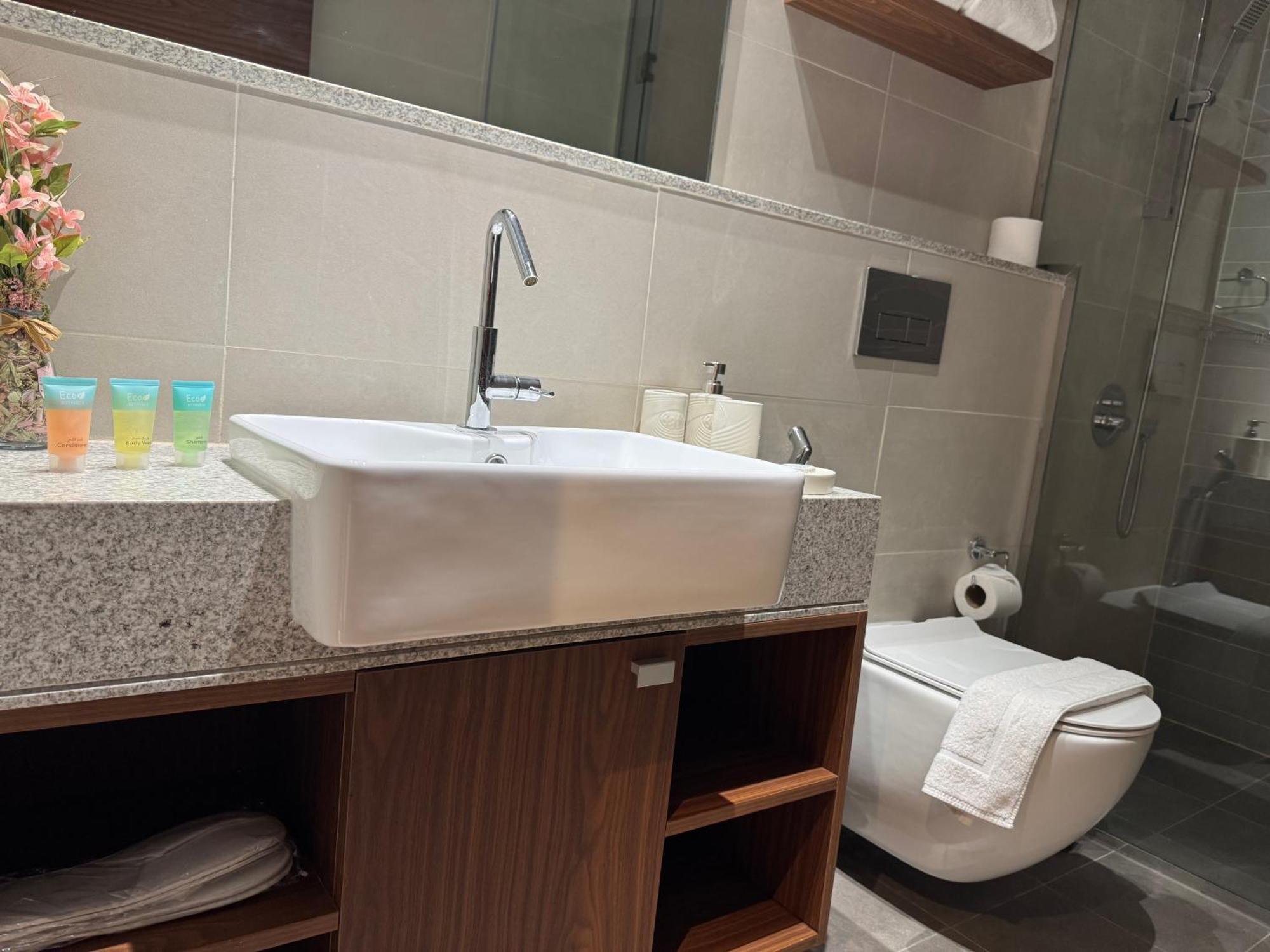 Ashri Luxe On Sheikh Zayed 5 Mins Downtown Near Metro Appartement *