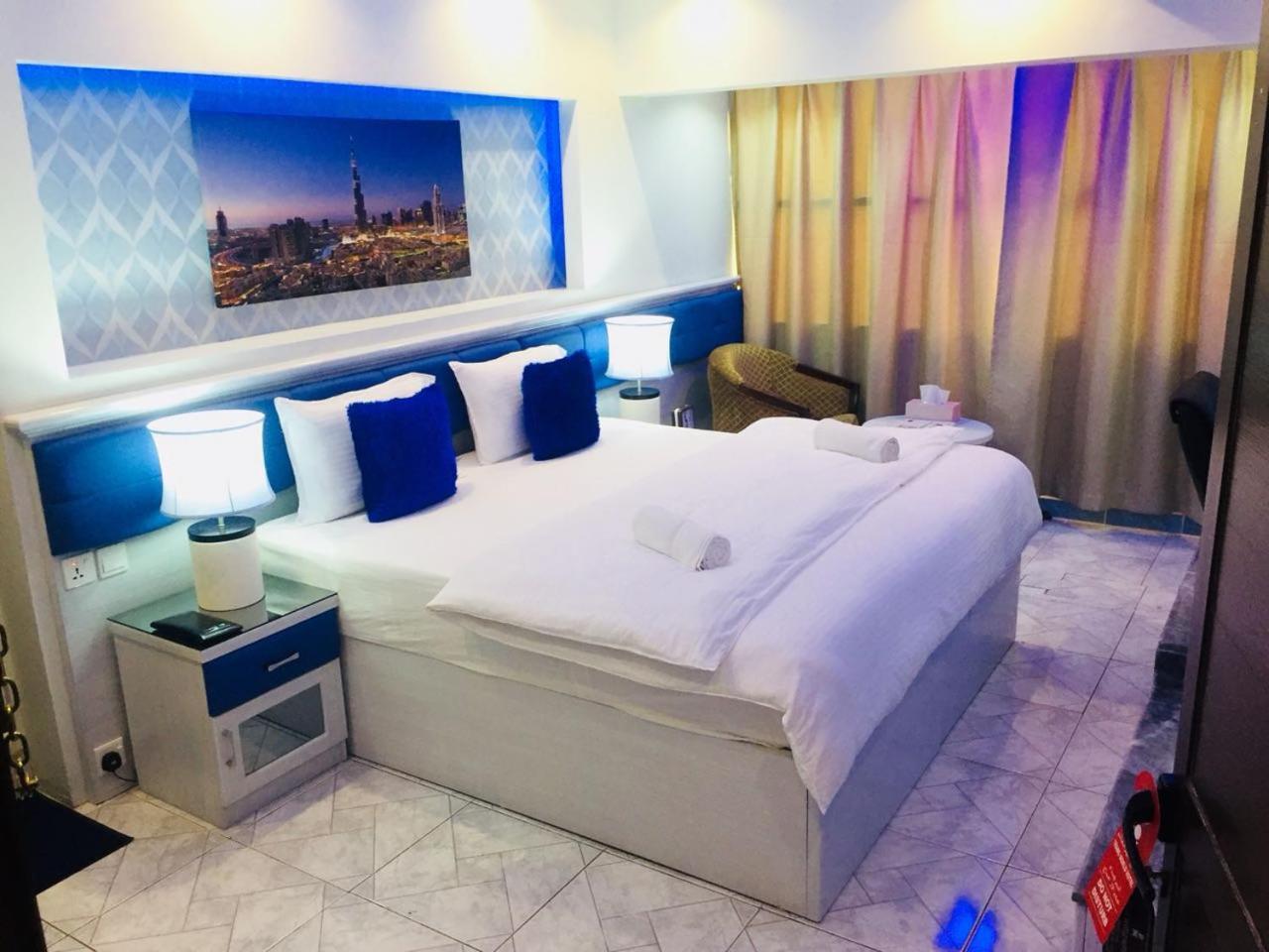 Trans World Hotell *