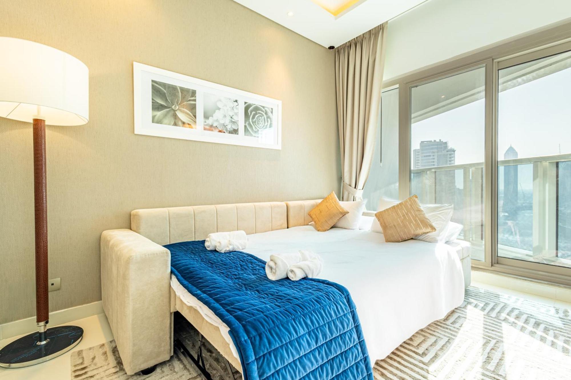 Apartamento Deluxe One-bedroom In Business Bay With Burj Khalifa And Canal View *