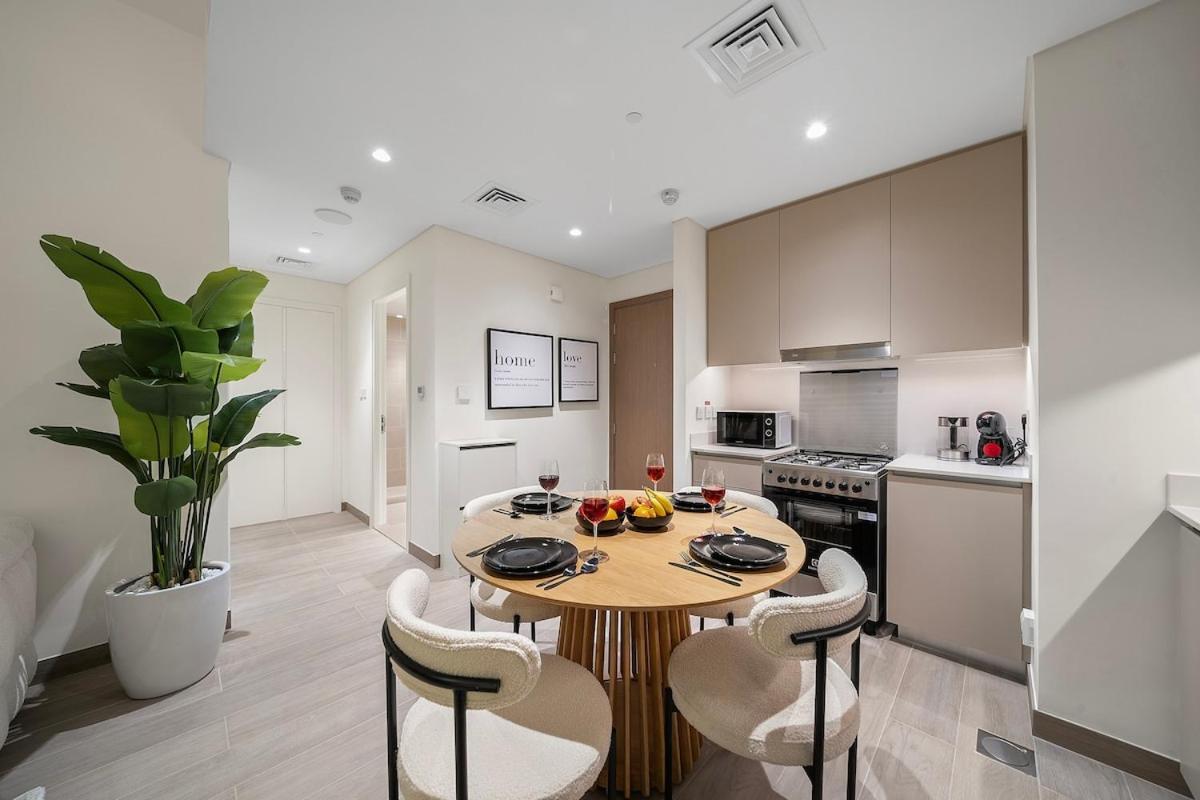 Appartement First Class 1br Glamorous & Stylish Escape Dubaï