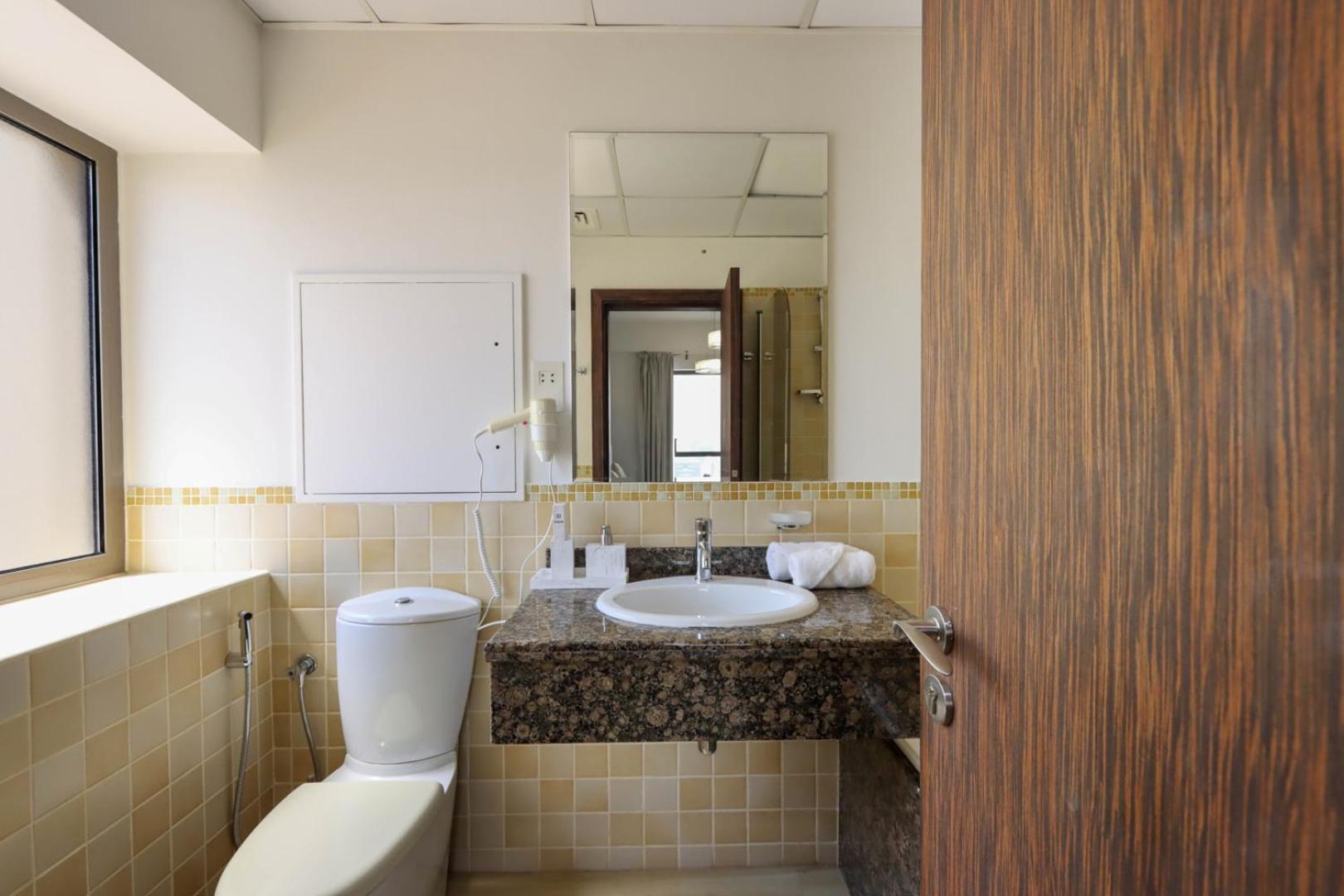 Livbnb - High Floor 2b With Marina View Walk To *