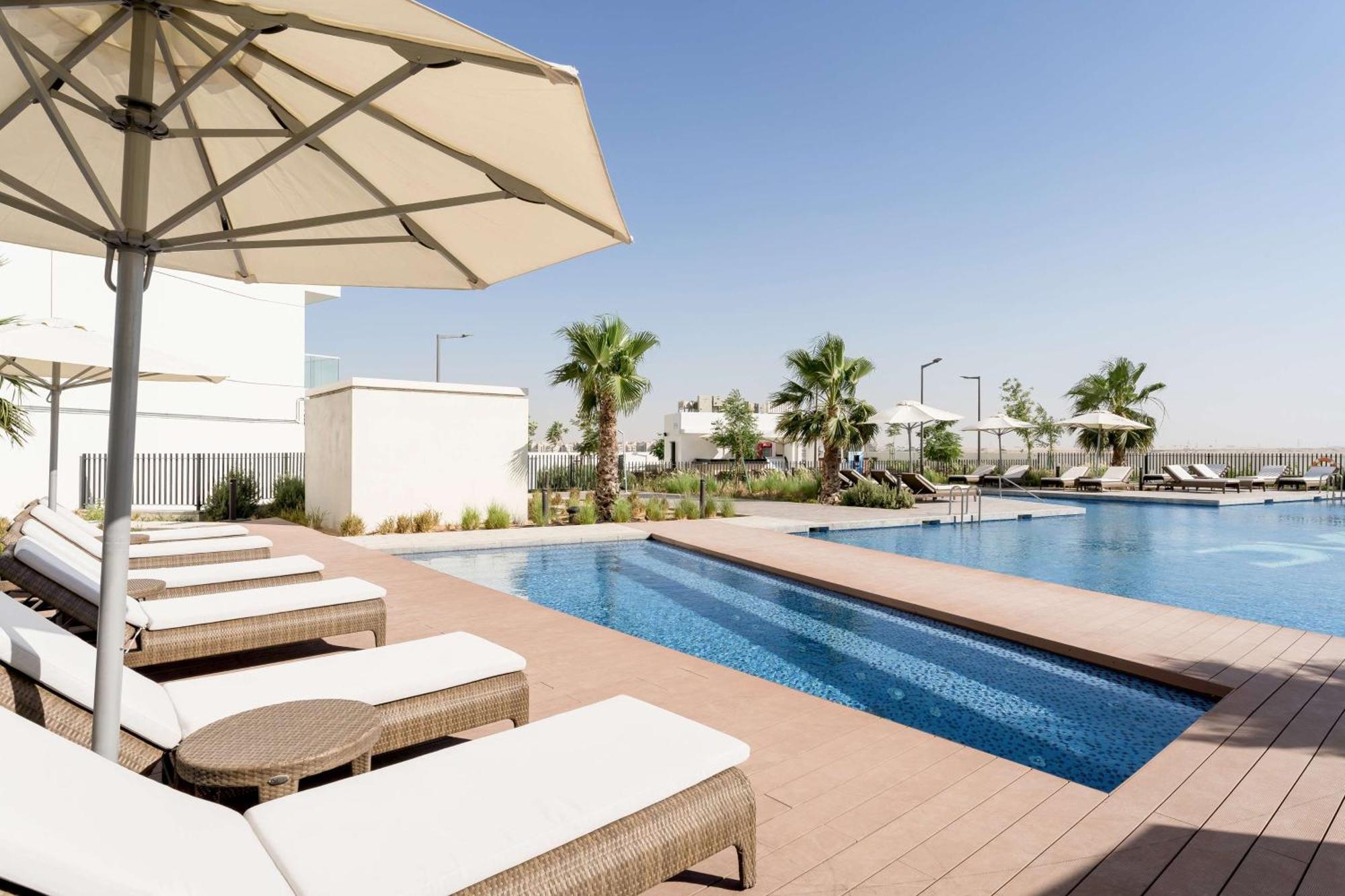 Radisson Damac Hills 4* Dubai