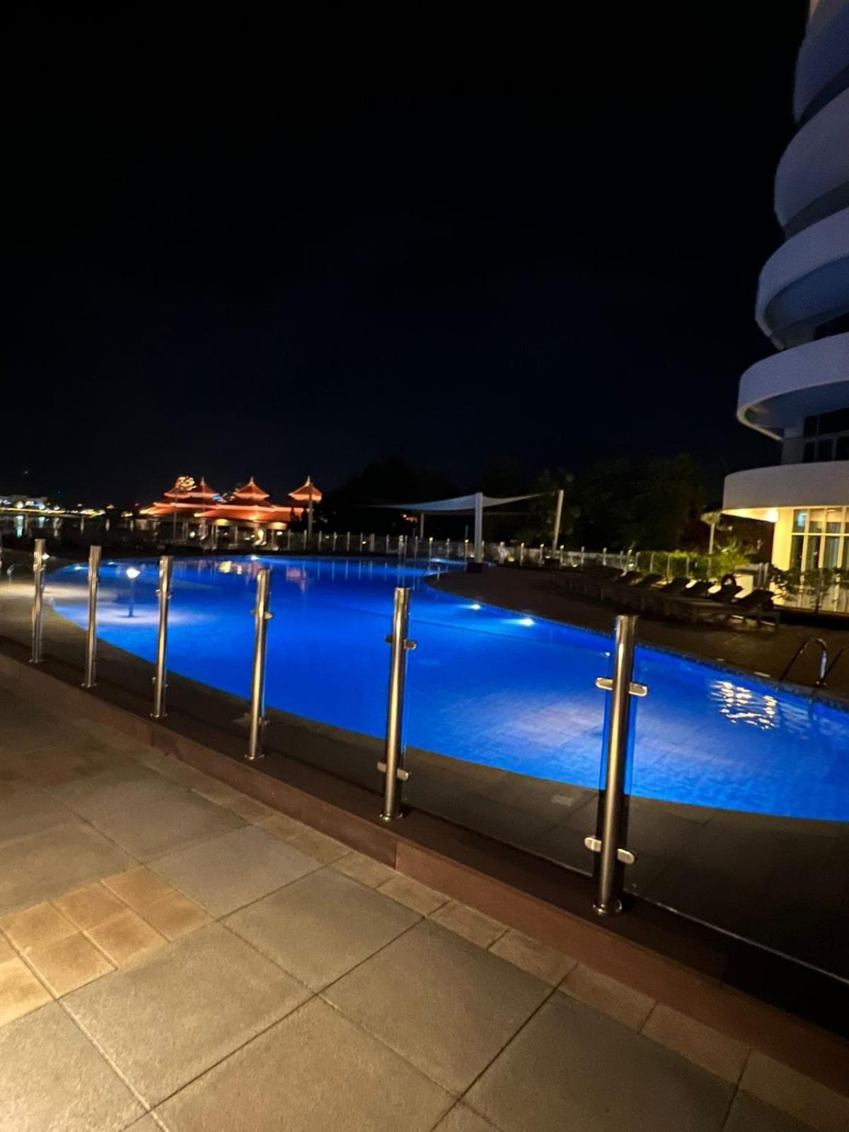 Appartement Cozy With Access In Palm Jumeirah
