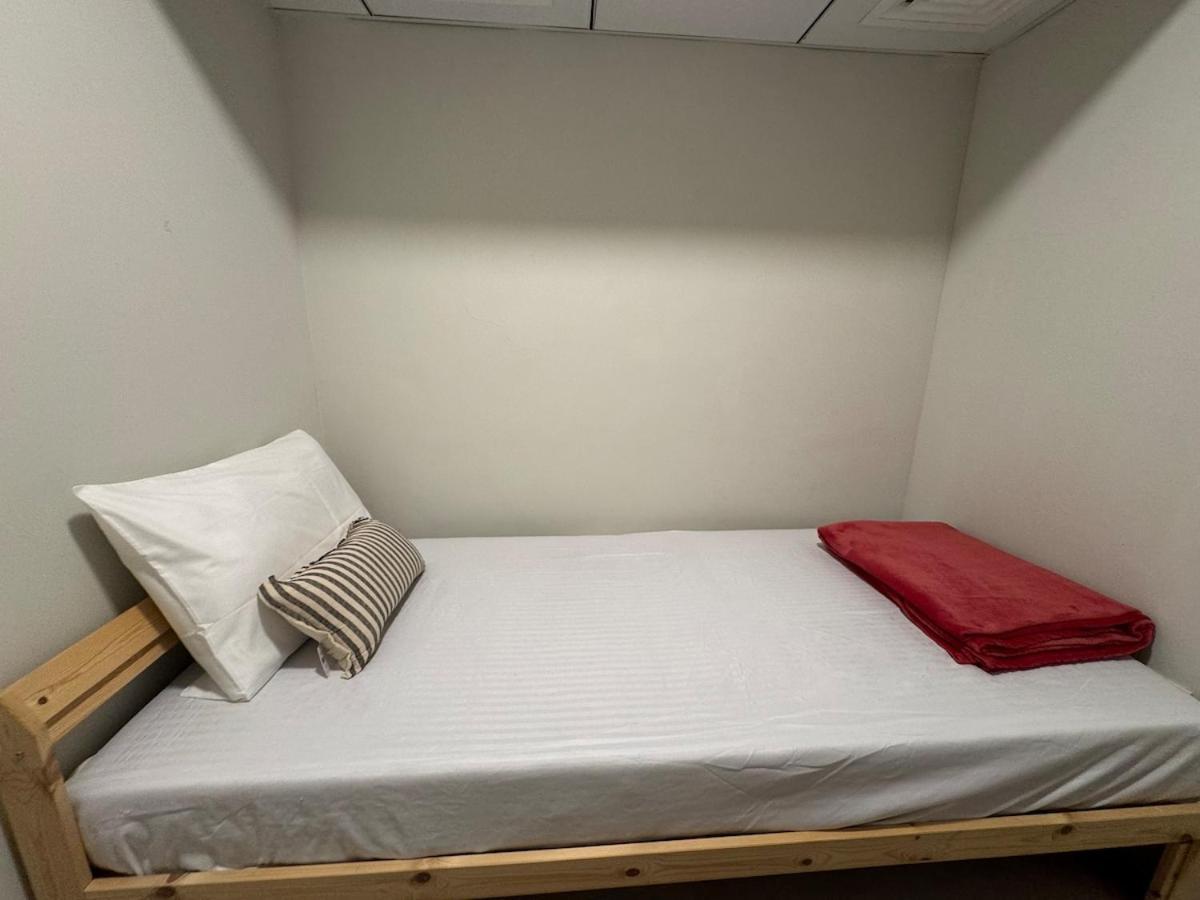 Ashri Luxe Apt, With Frame Only 5 Mins Downtown Near Metro Dubái