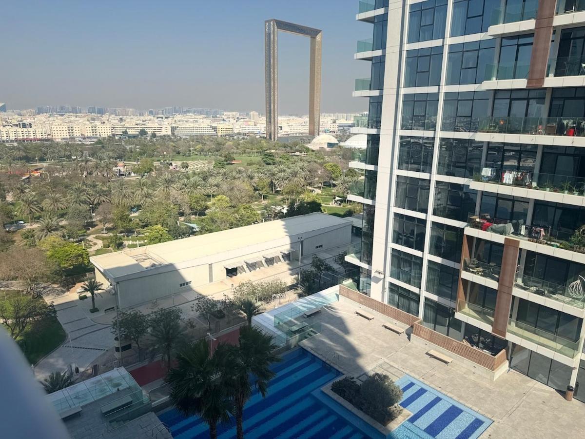 Ashri Luxe Apt, With Frame Only 5 Mins Downtown Near Metro Dubái