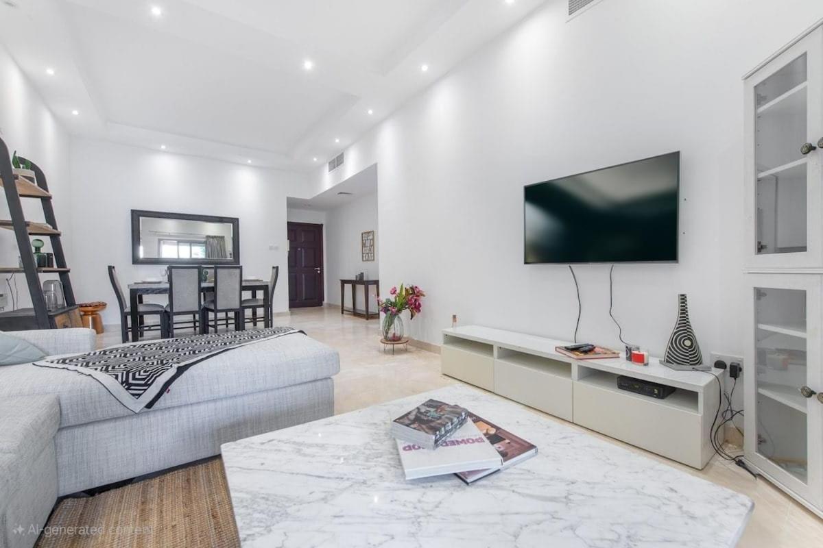 Delightful 2-bedroom At Belvedere Marina With Balcony Views Dubái