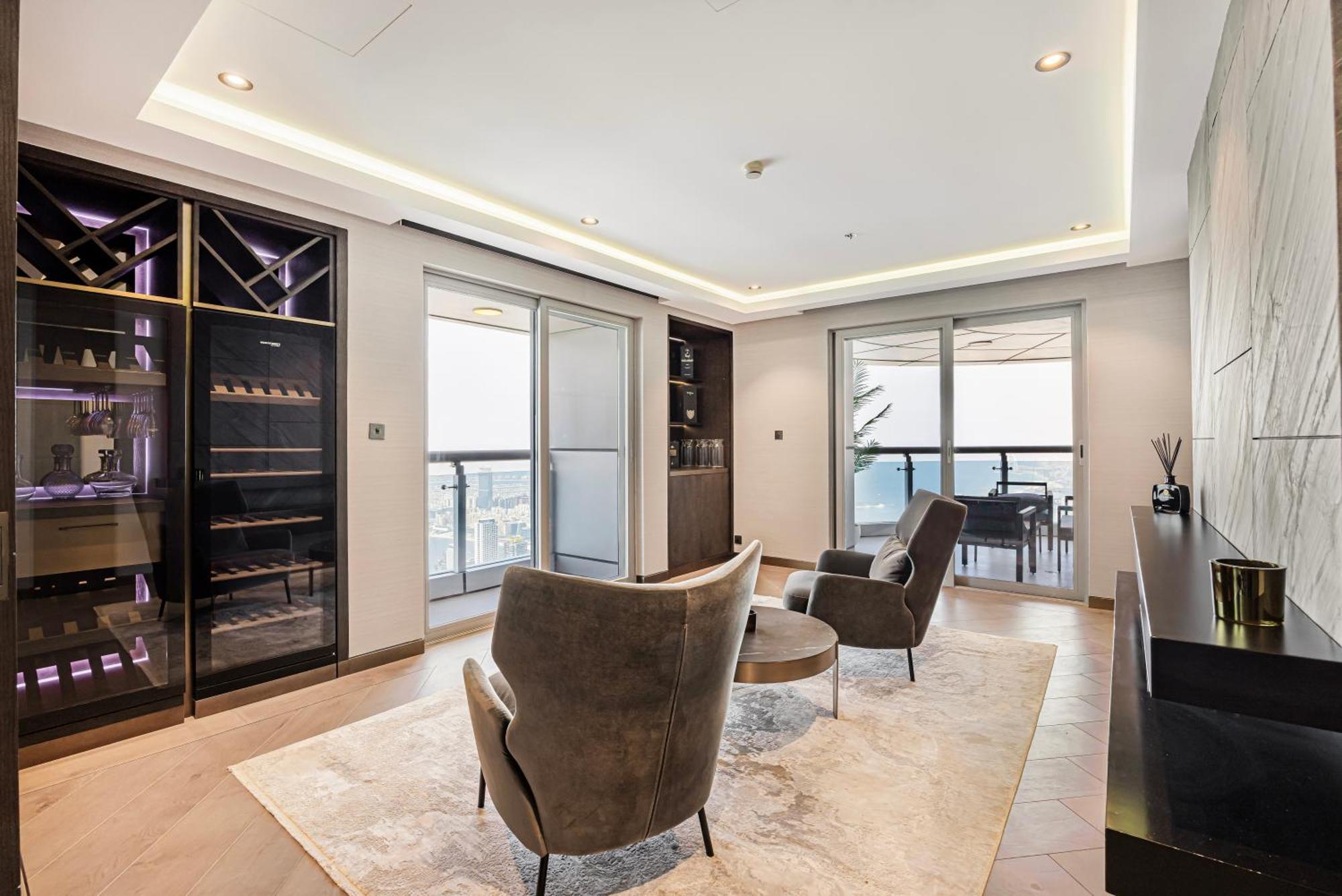 Lägenhet Daniels 3br At Princess Tower With Full Palm Jumeirah View *