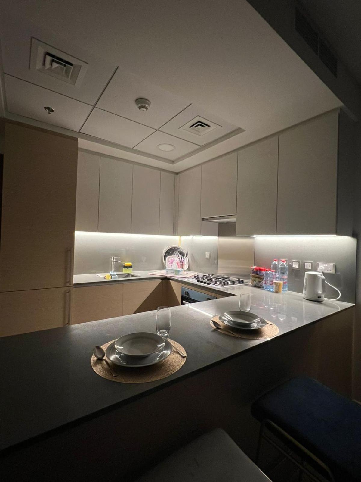 Cozy With Access In Palm Jumeirah Appartement Dubaï