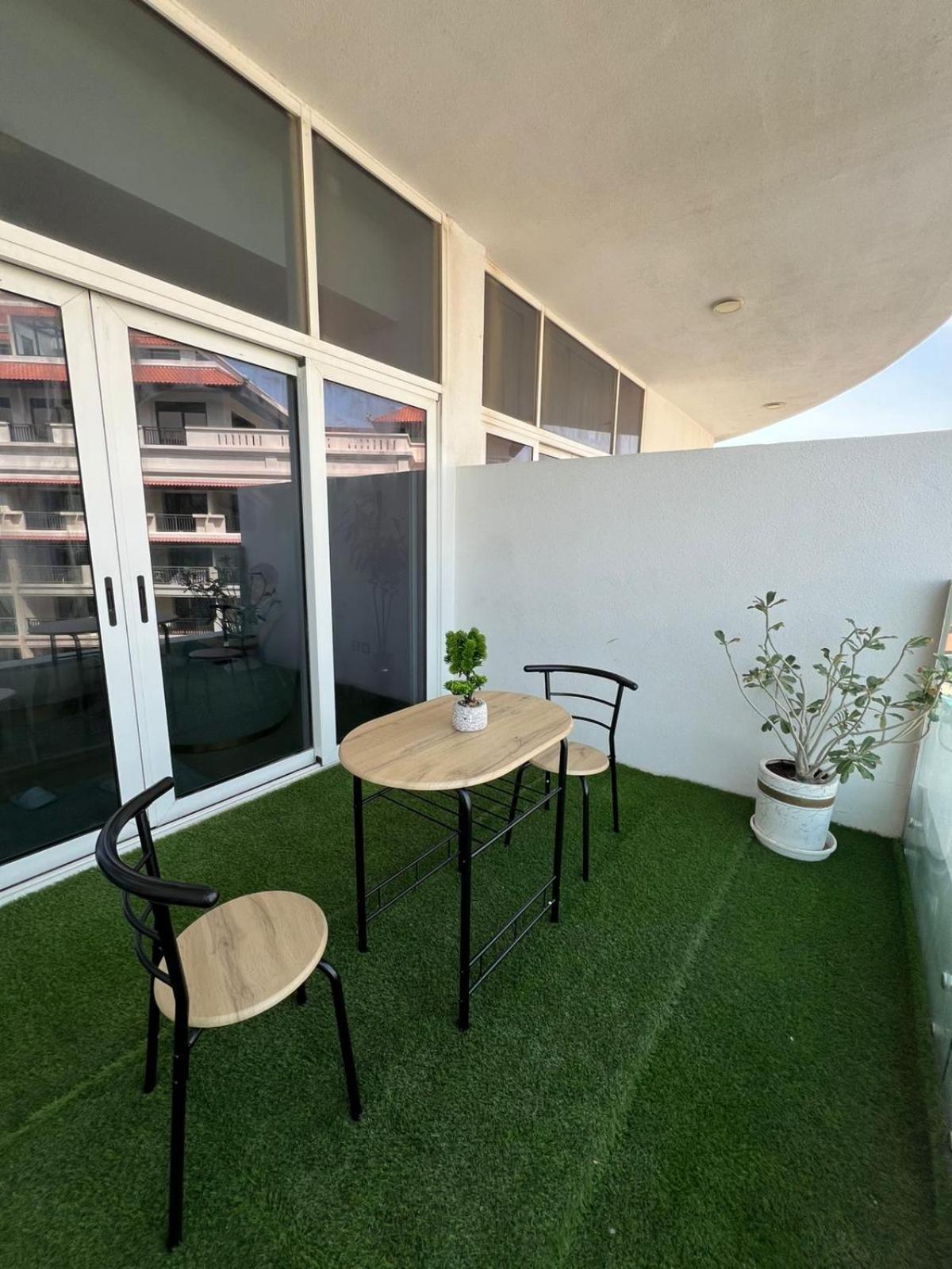 Cozy With Access In Palm Jumeirah Appartement Dubaï