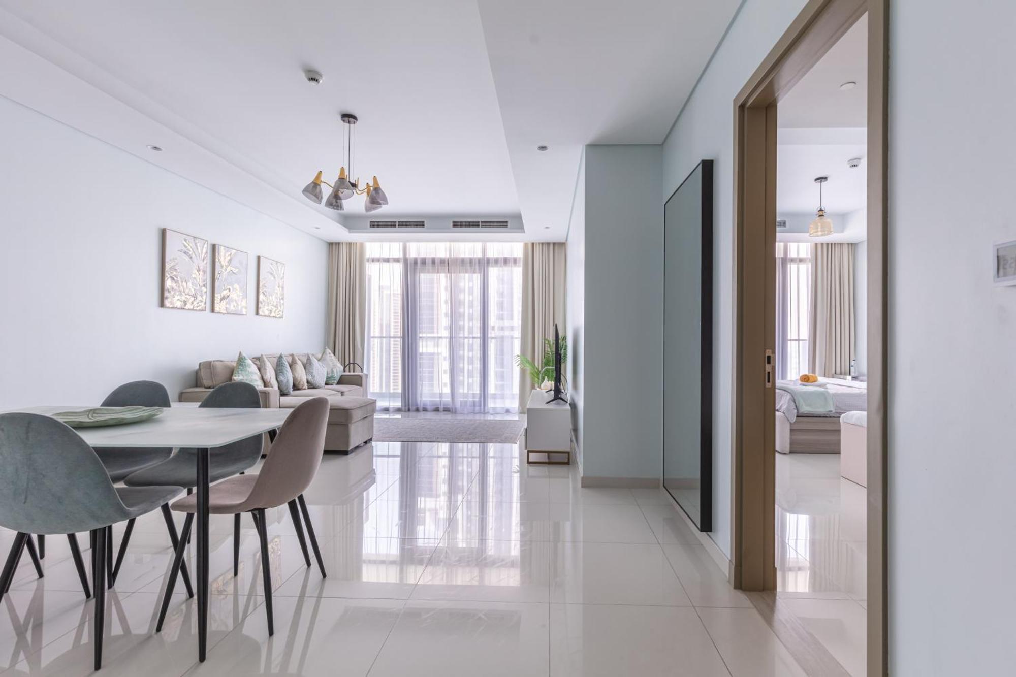 Unique 2br With Infinity Pool View On Burj Khalifa Lejlighed