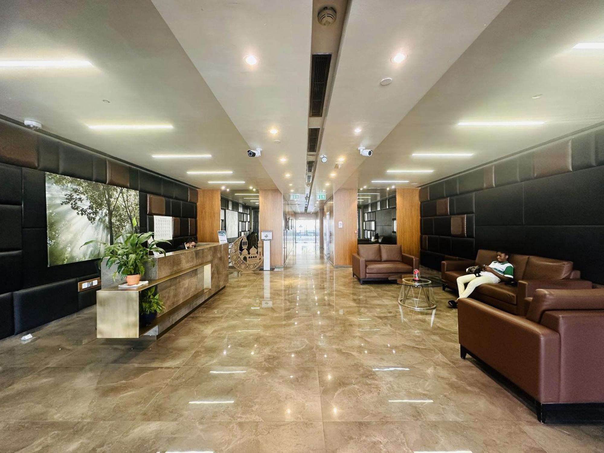 Sunrise Homes - Stylish Nearby Jbr