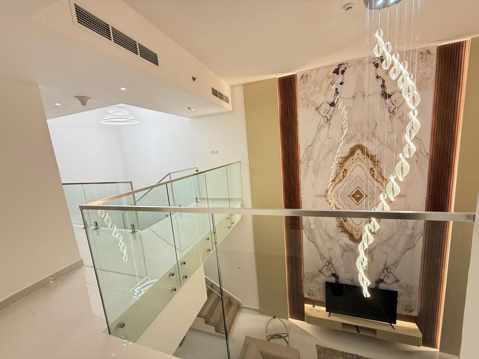 Spacious Modernized 2 Bedroom And Duplex 4 Br Apartments By Taskeen Holiday Homes Dubaï